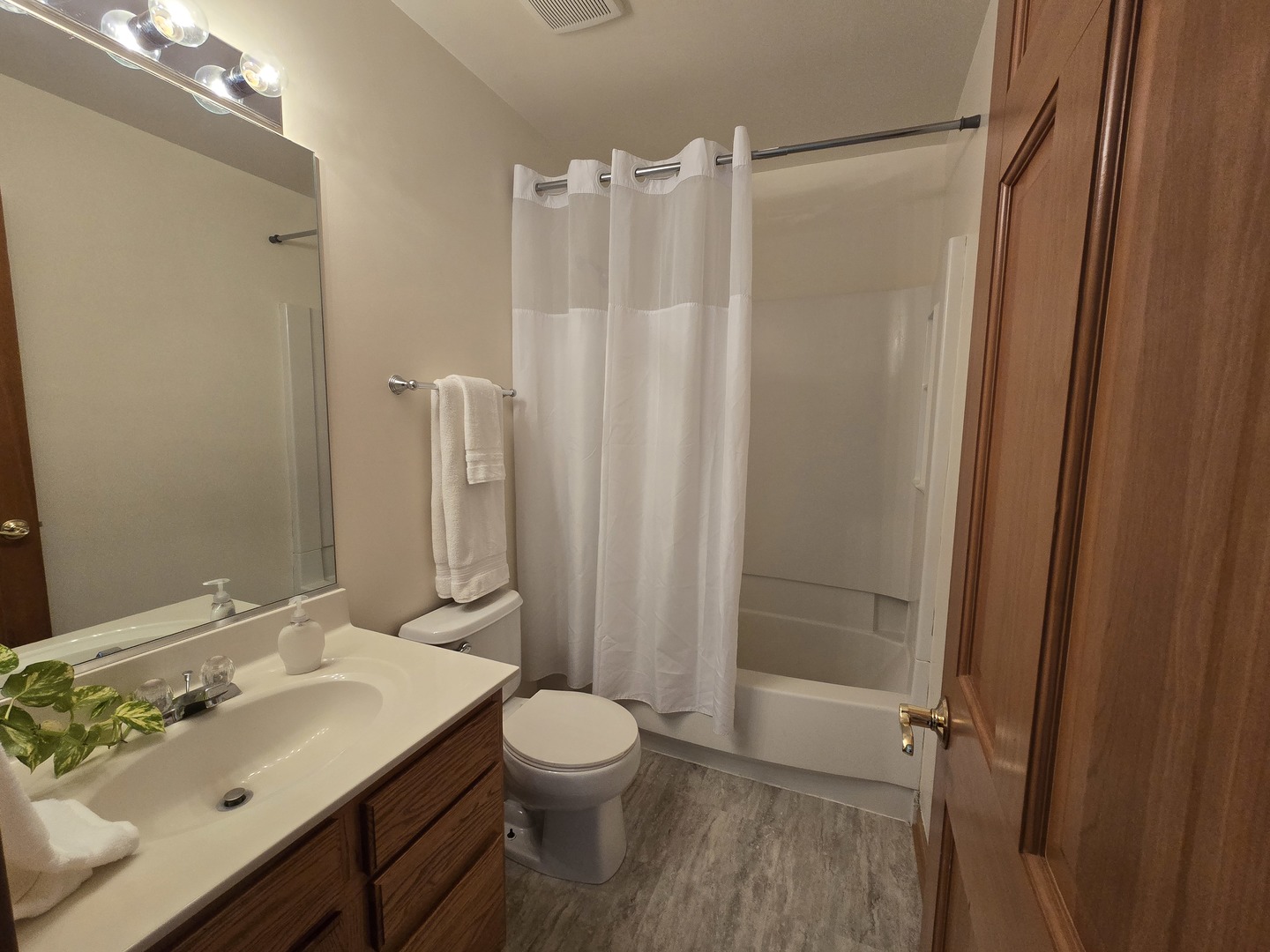 3190 Teal Bay Court, Aurora, IL 60503