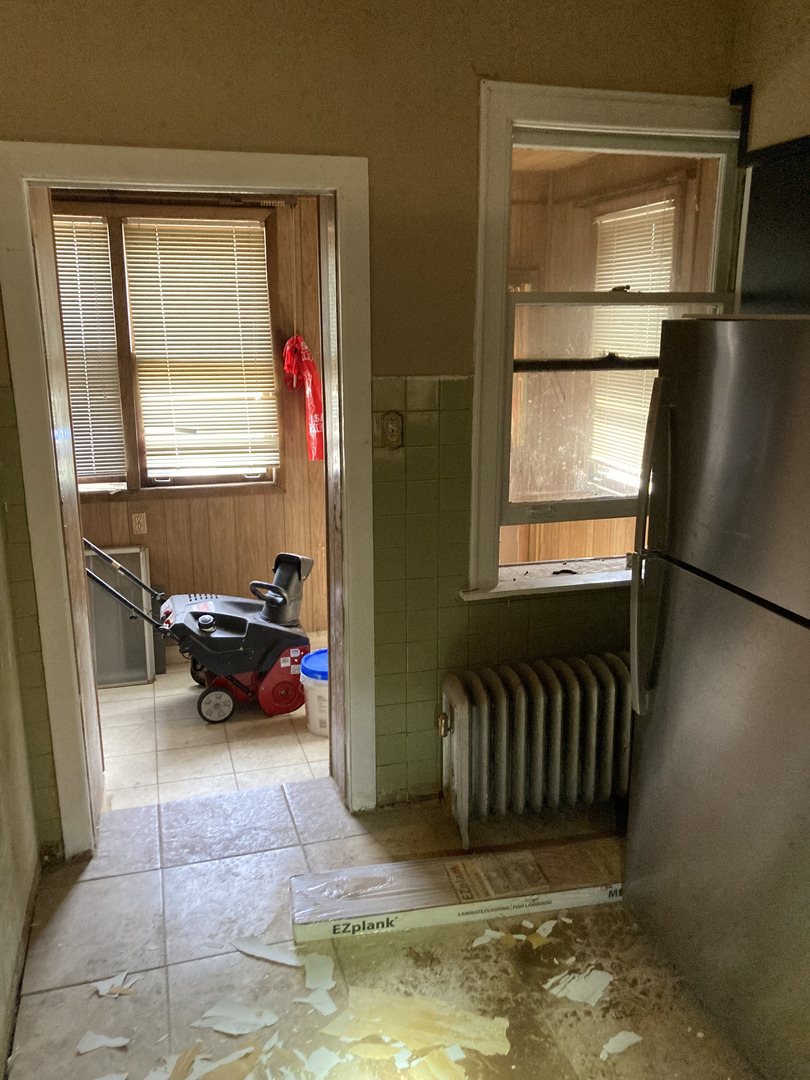 8115 S Rhodes Avenue, Chicago, IL 60619