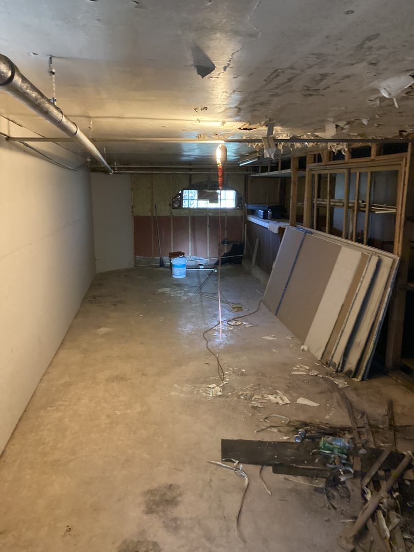 8115 S Rhodes Avenue, Chicago, IL 60619