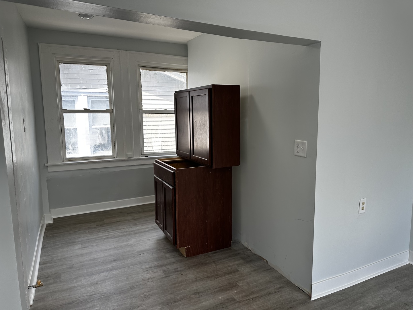7621 S Eberhart Avenue, Chicago, IL 60619