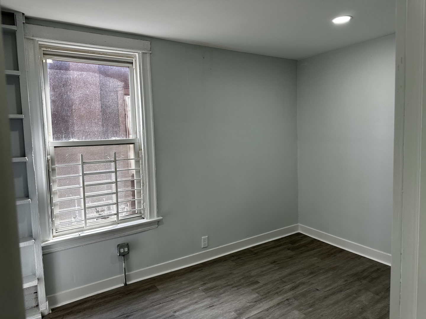 7621 S Eberhart Avenue, Chicago, IL 60619