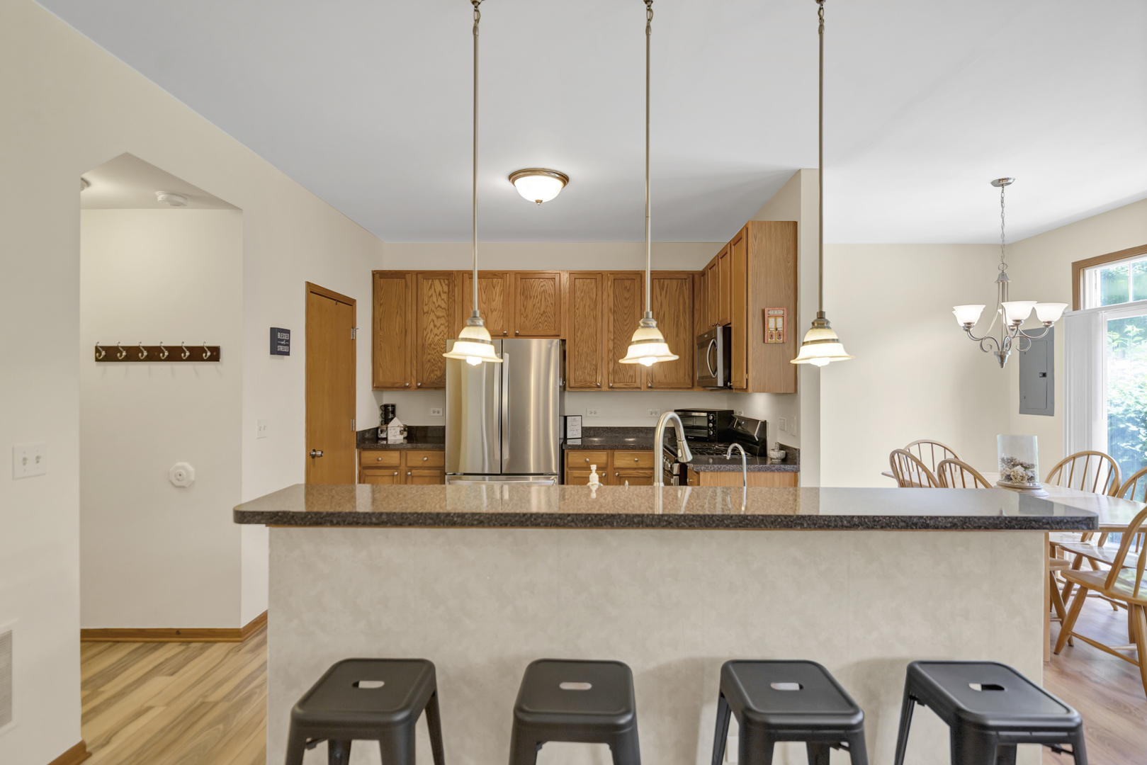 6552 Marble Lane, Carpentersville, IL 60110