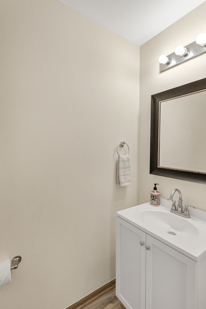 6552 Marble Lane, Carpentersville, IL 60110