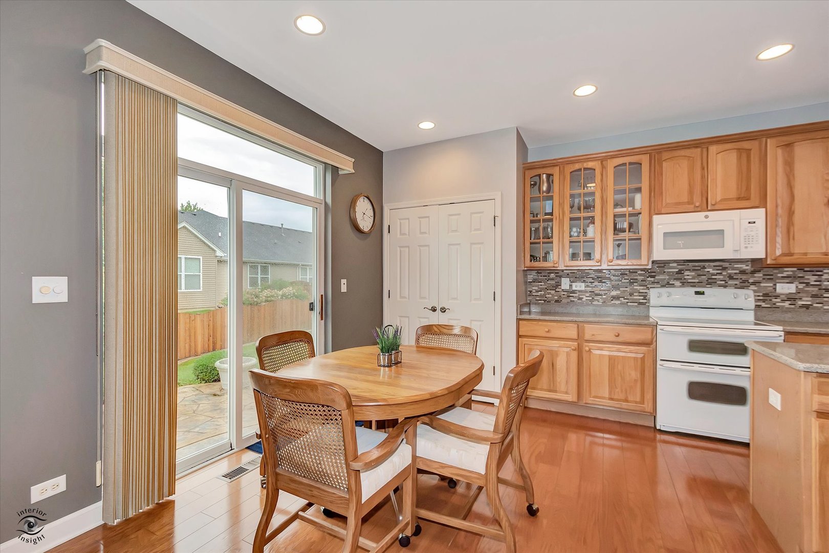 707 Bohannon Circle, Oswego, IL 60543