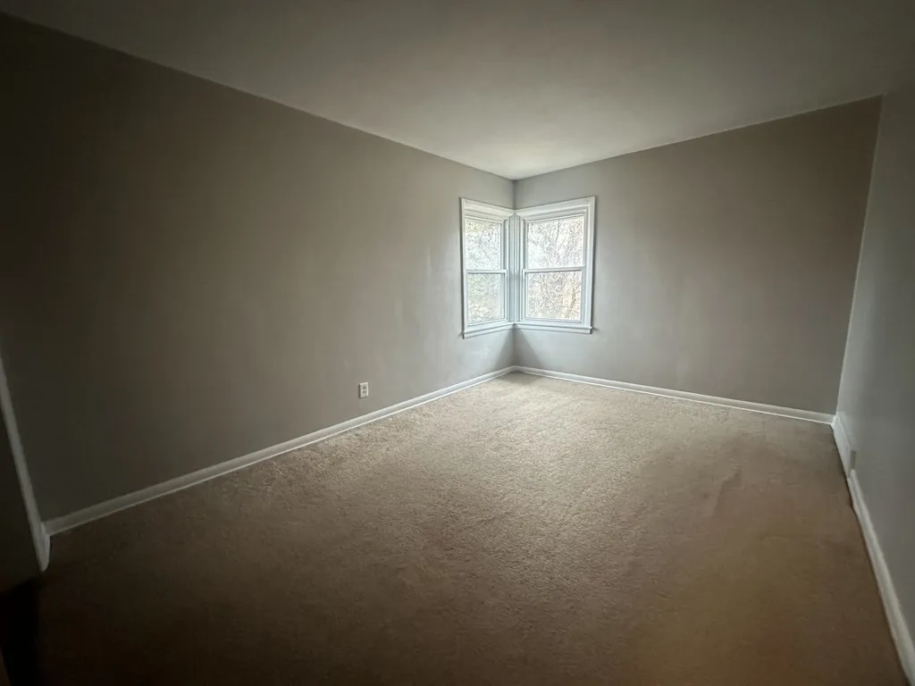 1607 Rural Street, Rockford, IL 61107