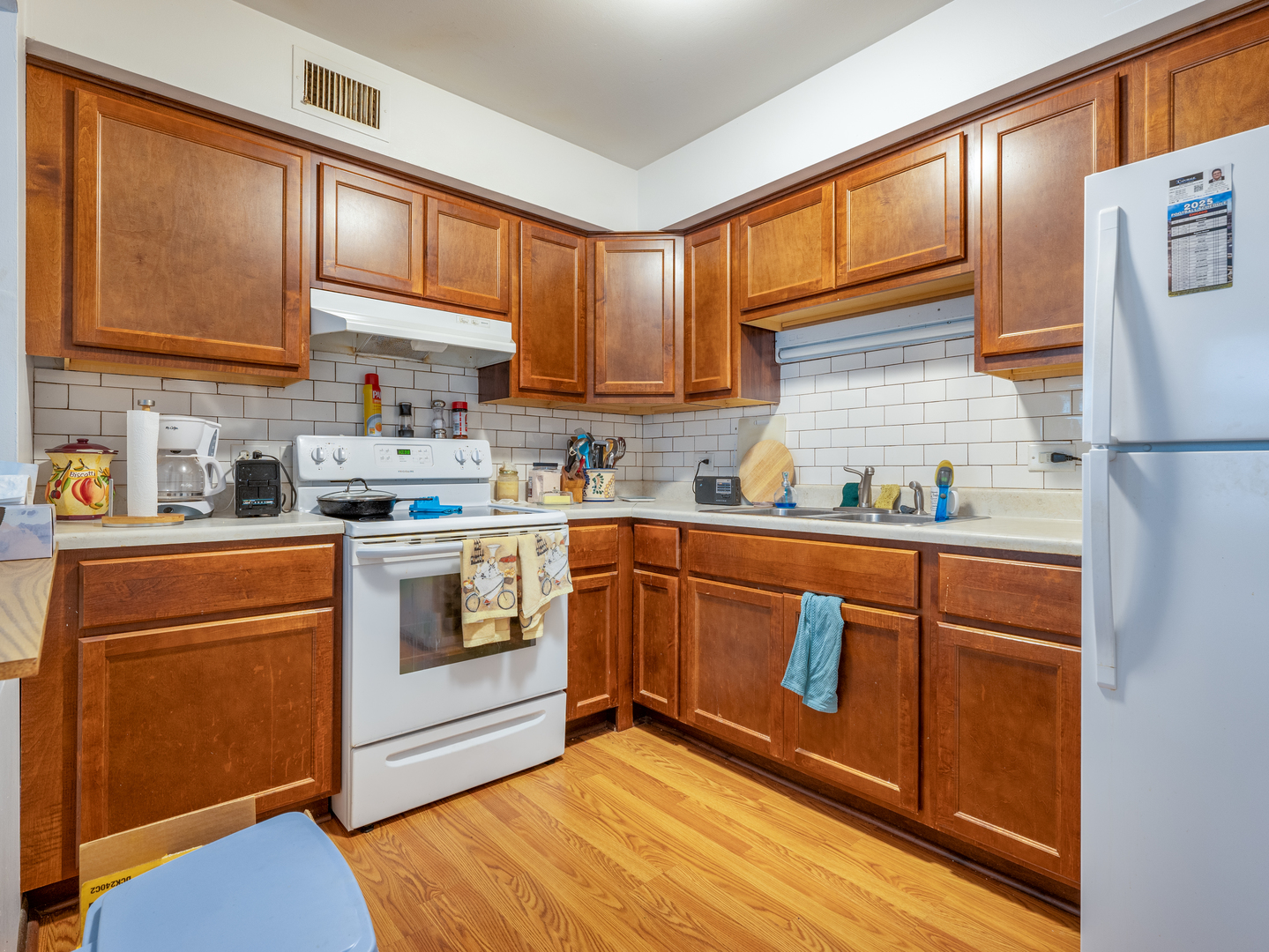 7411 Astor Avenue, Hanover Park, IL 60133
