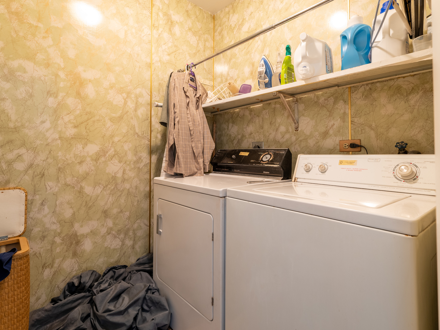 7411 Astor Avenue, Hanover Park, IL 60133