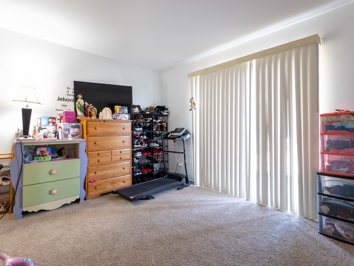 7411 Astor Avenue, Hanover Park, IL 60133