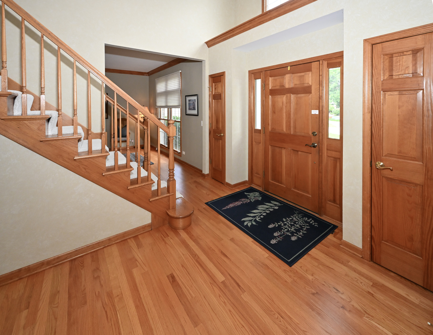 3753 Queen Anne Court, St. Charles, IL 60174