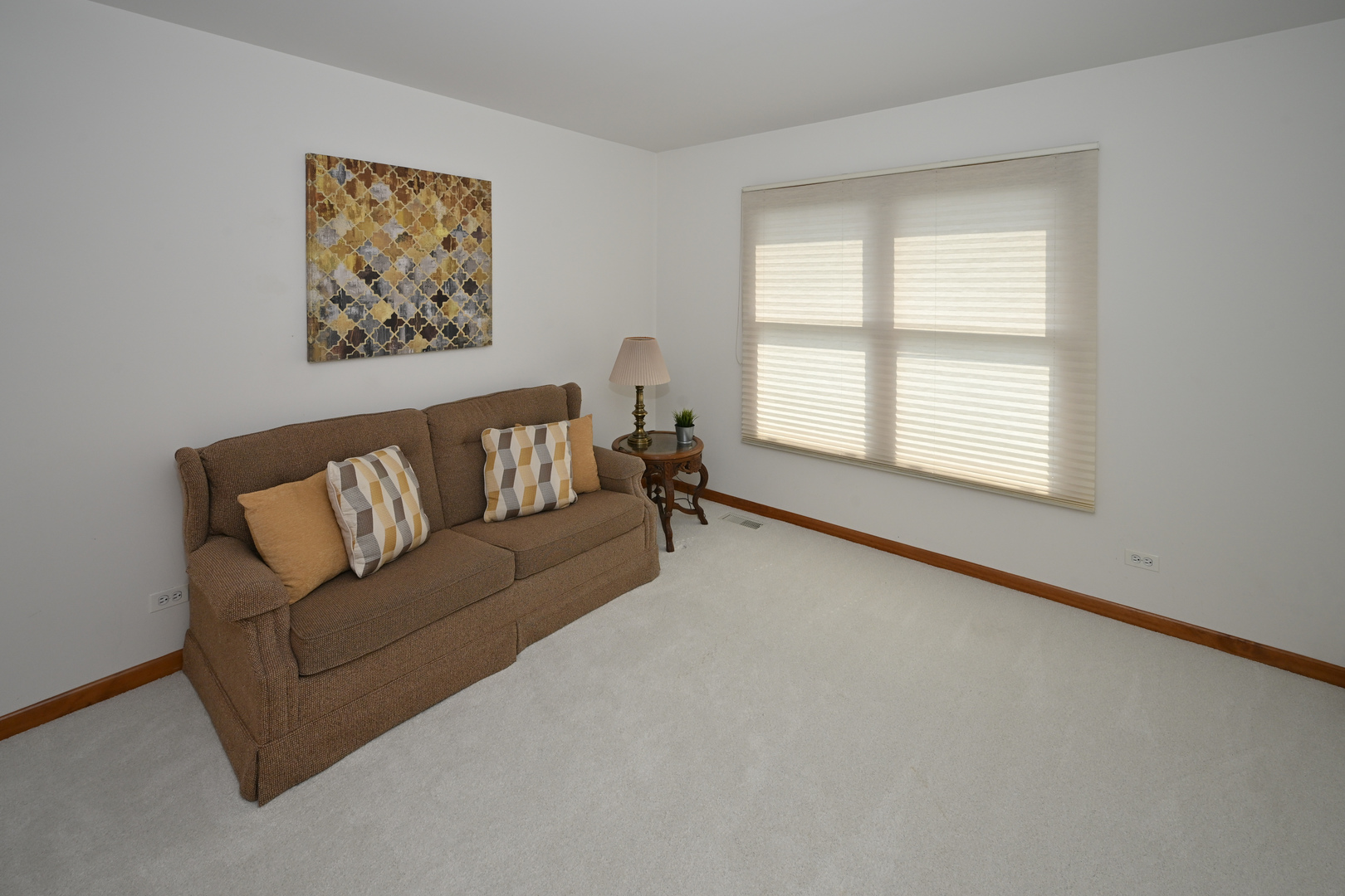 3753 Queen Anne Court, St. Charles, IL 60174