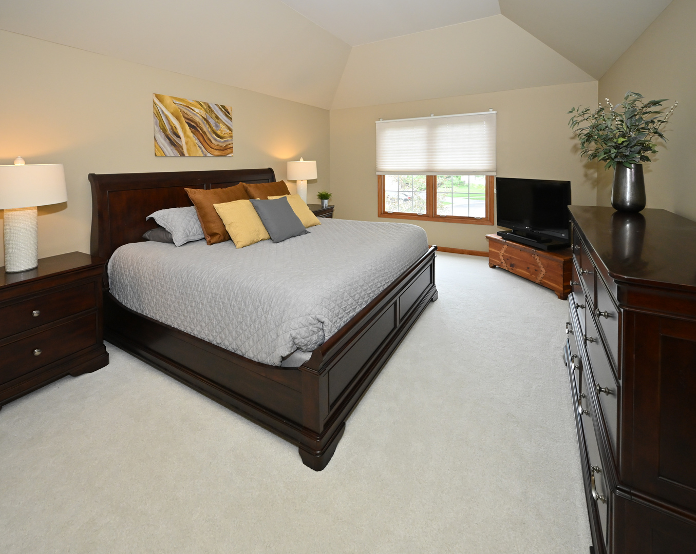 3753 Queen Anne Court, St. Charles, IL 60174