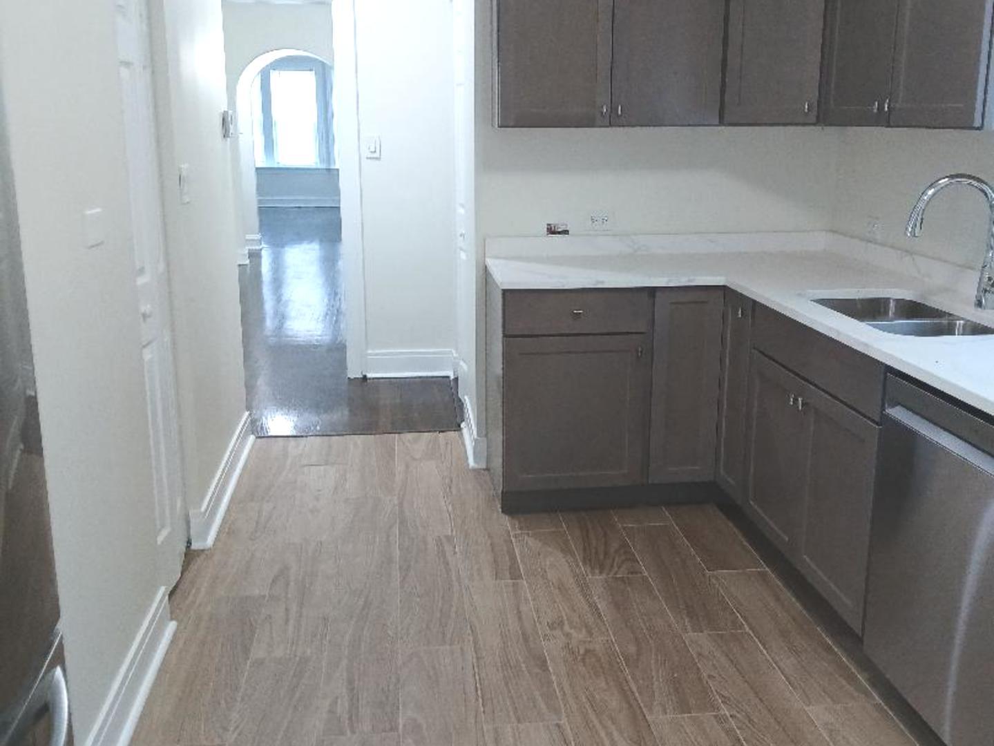 1643 E 86th Place, Chicago, IL 60617