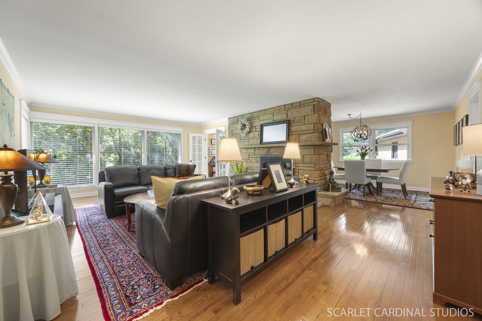 23W223 Blackcherry Lane, Glen Ellyn, IL 60137