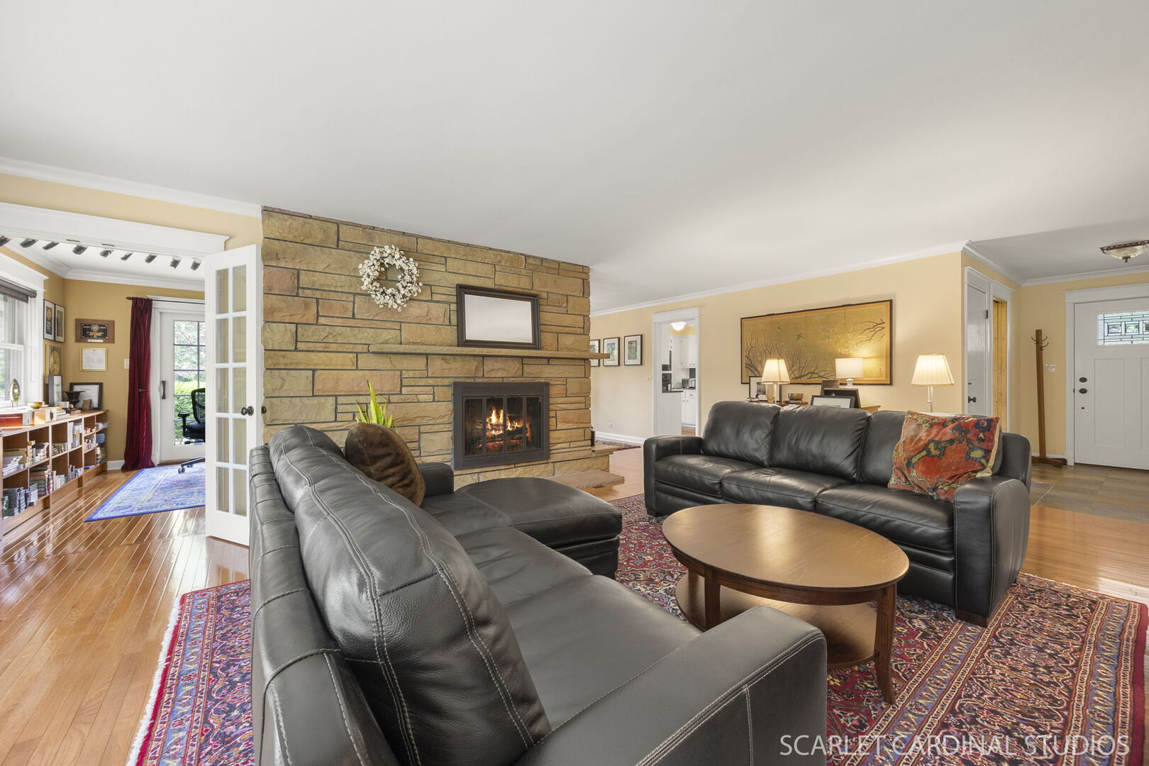 23W223 Blackcherry Lane, Glen Ellyn, IL 60137