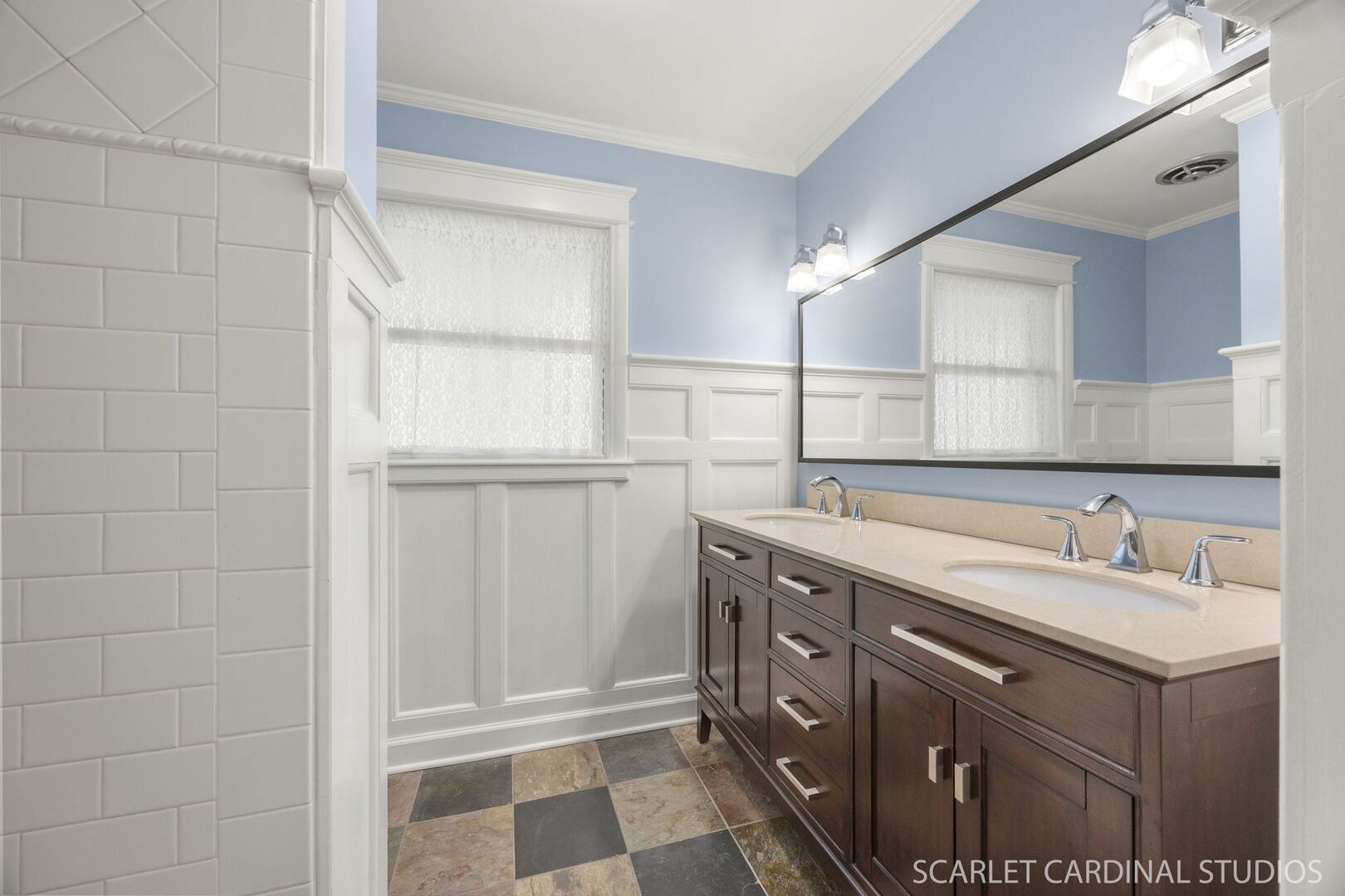 23W223 Blackcherry Lane, Glen Ellyn, IL 60137
