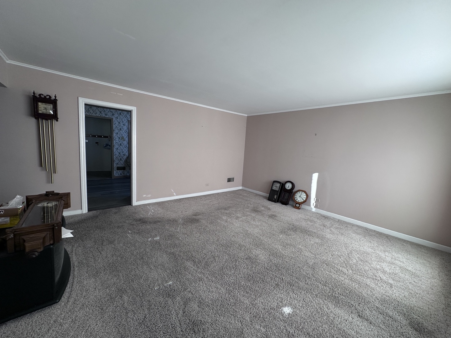 7939 N Neva Avenue, Niles, IL 60714