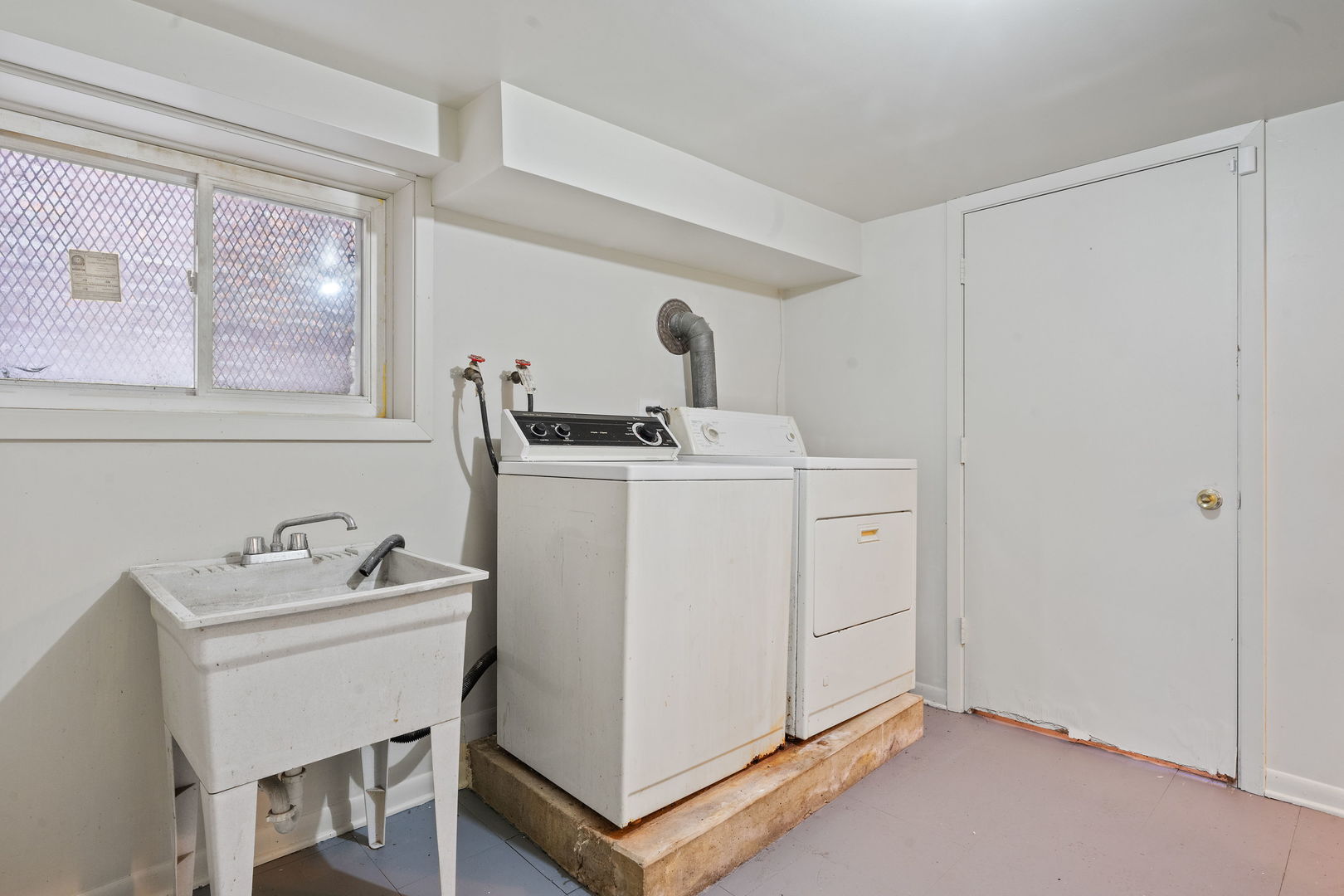 7636 S Winchester Avenue, Chicago, IL 60620