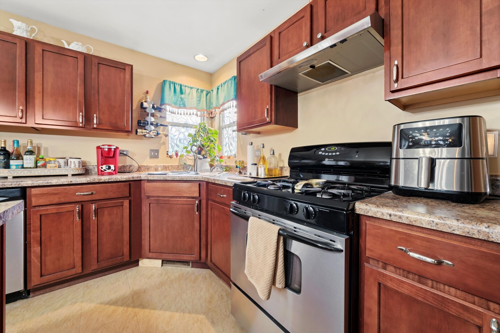 6501 ROTH Drive, Joliet, IL 60431