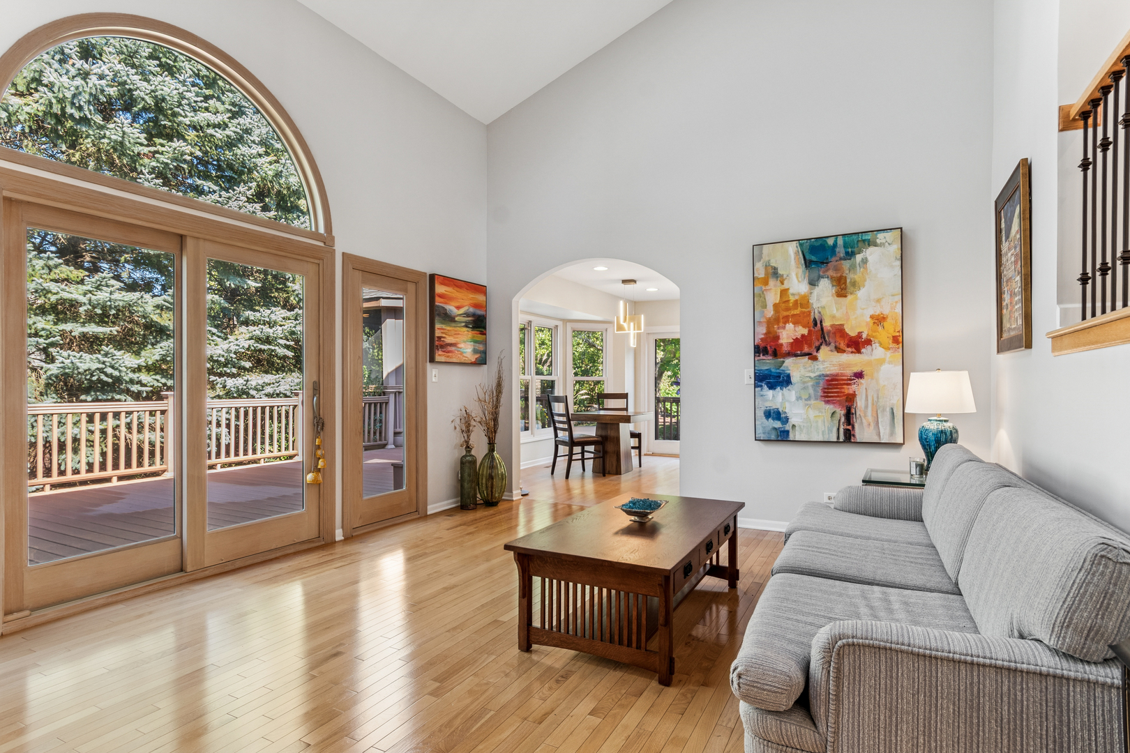 941 E Rosewood Avenue, Naperville, IL 60563