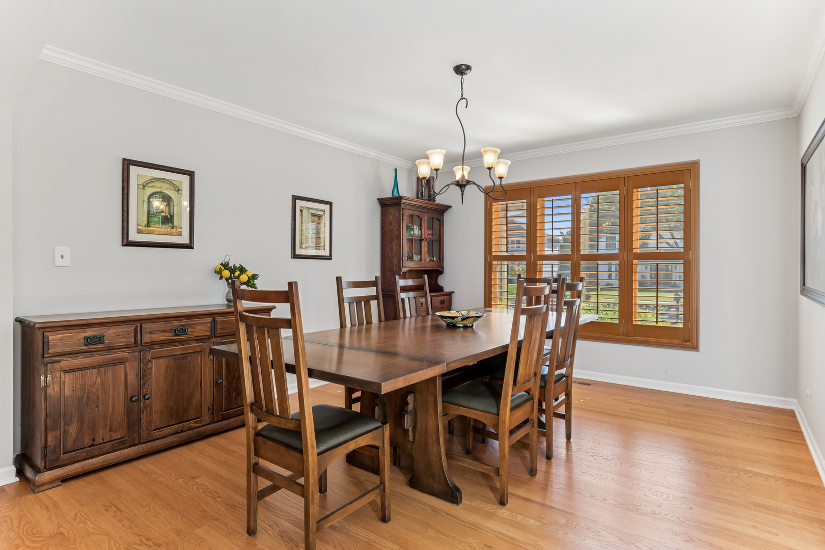 941 E Rosewood Avenue, Naperville, IL 60563