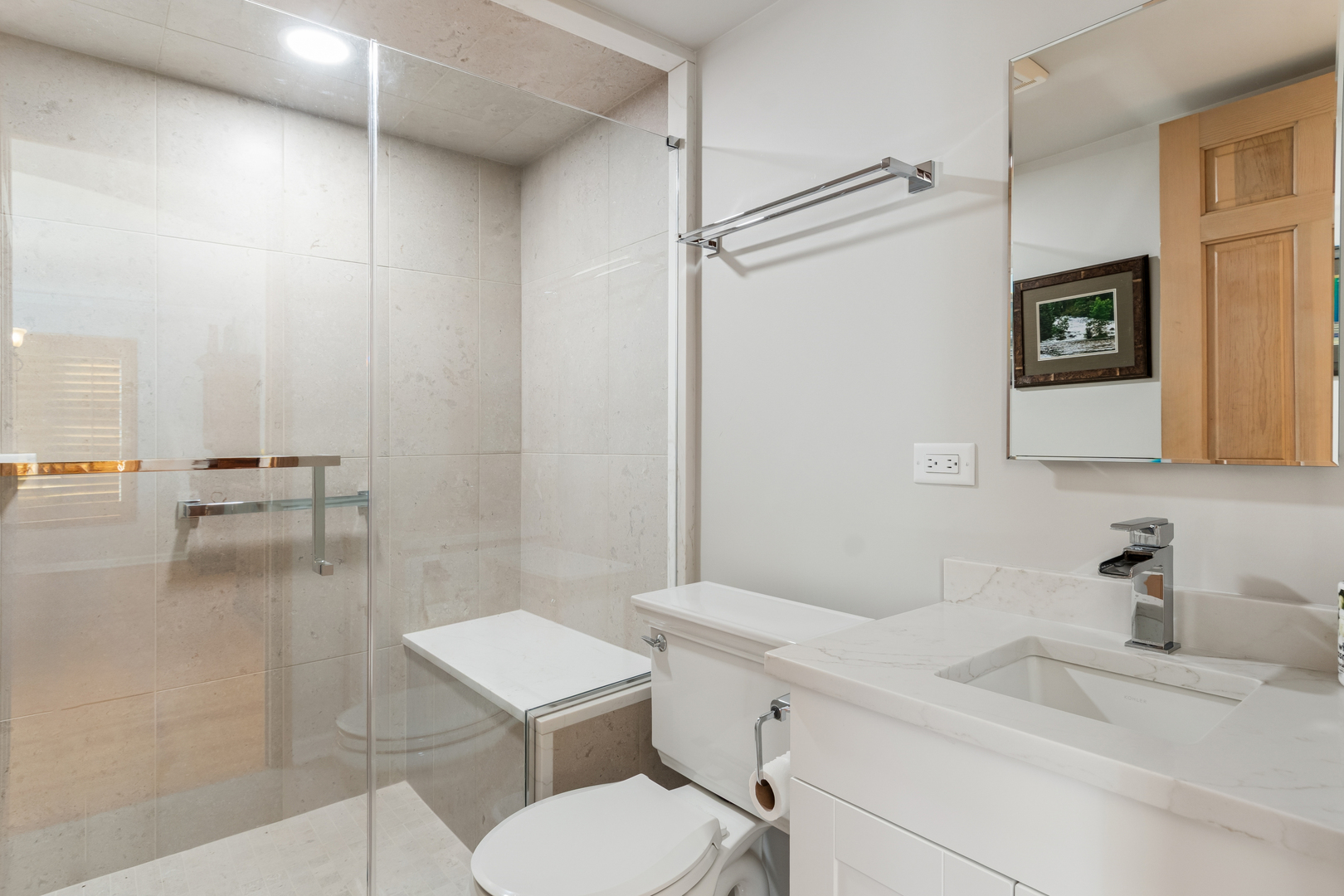 941 E Rosewood Avenue, Naperville, IL 60563