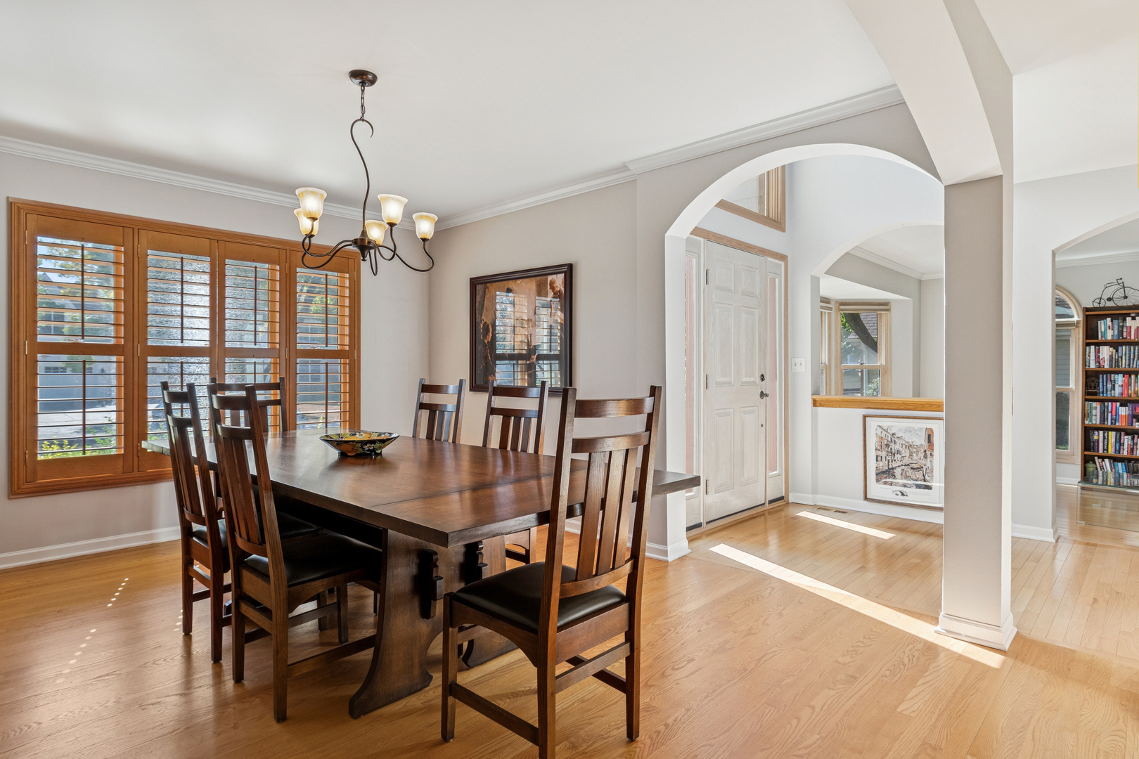 941 E Rosewood Avenue, Naperville, IL 60563