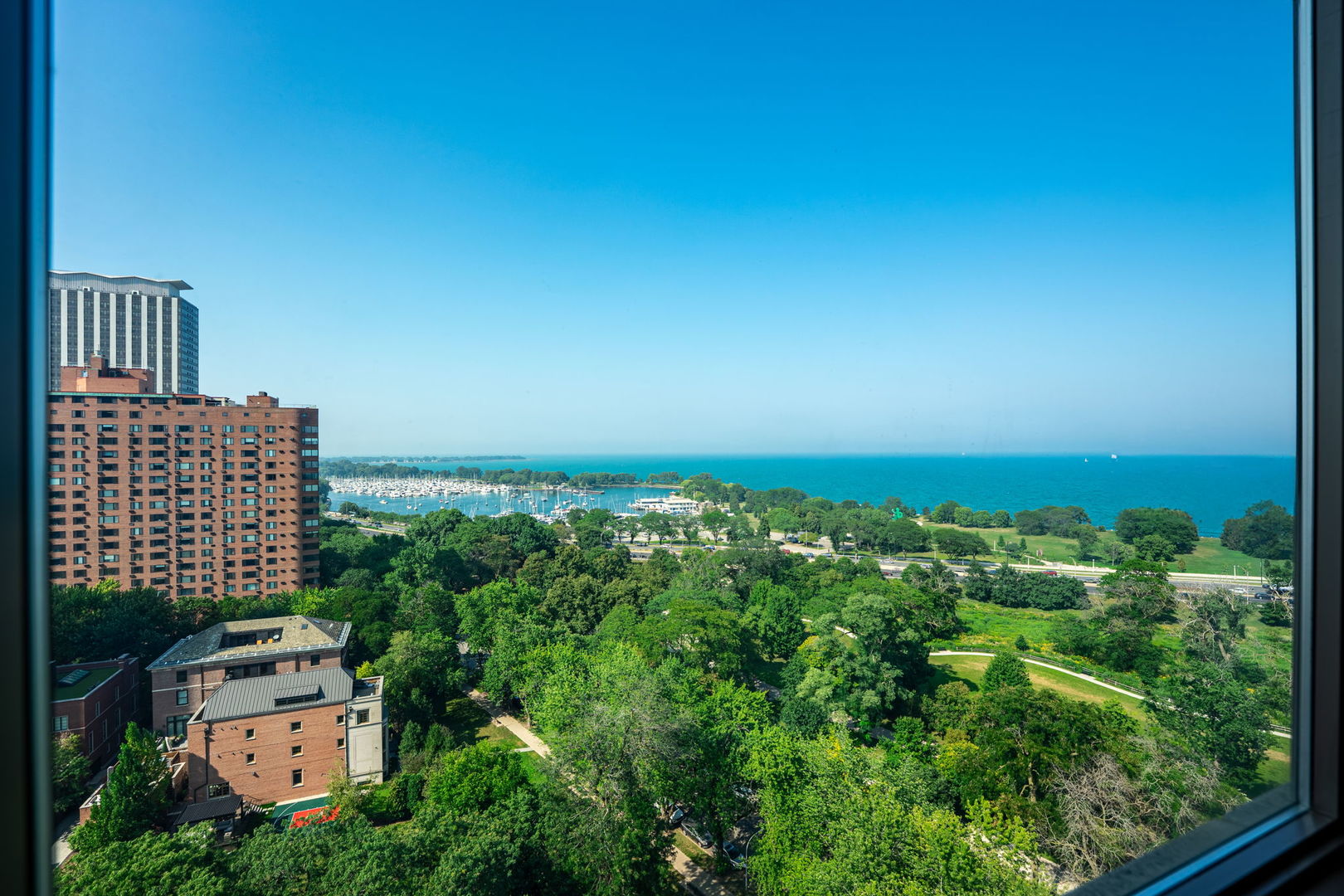2970 N Lake Shore Drive #18D, Chicago, IL 60657