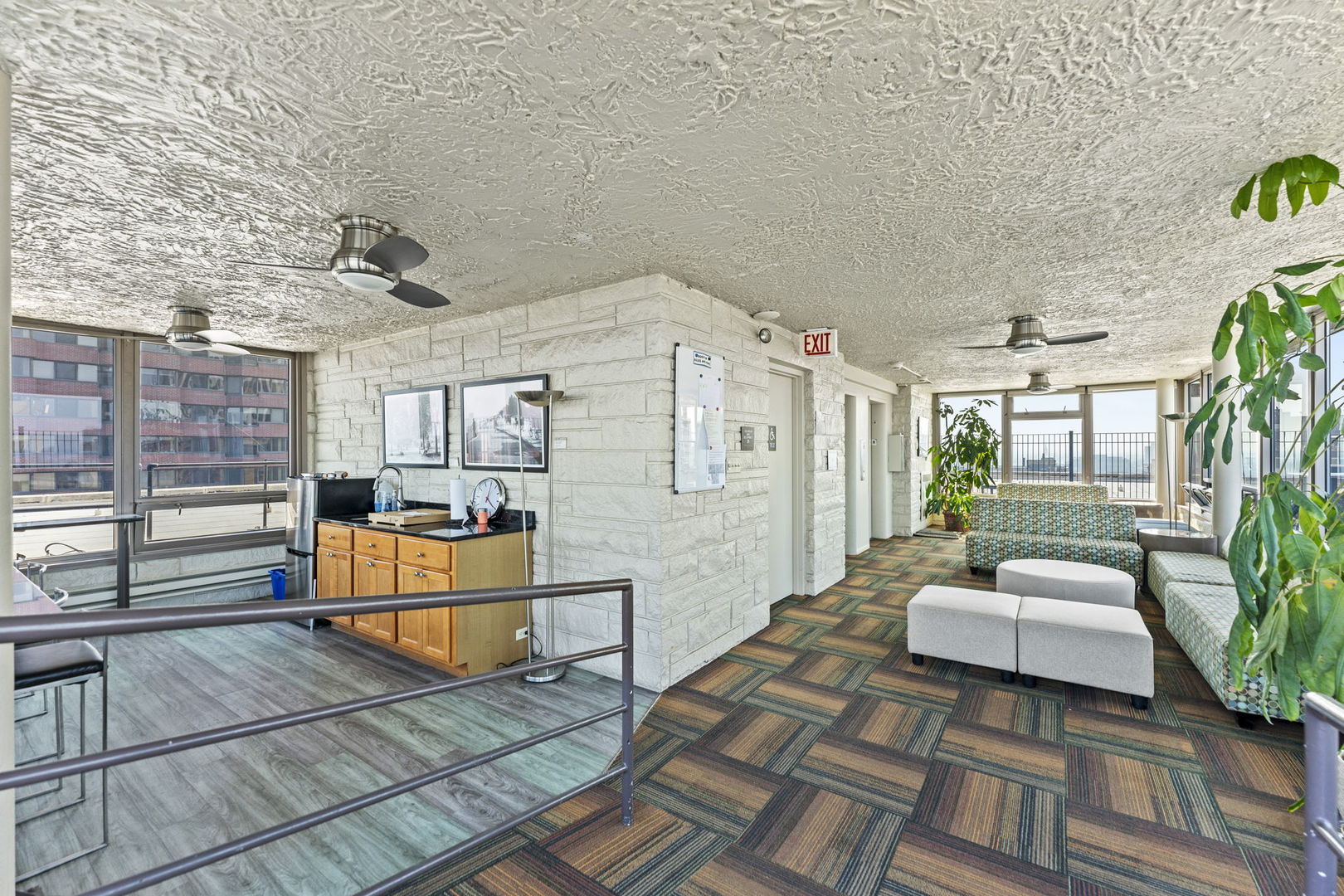 2970 N Lake Shore Drive #18D, Chicago, IL 60657