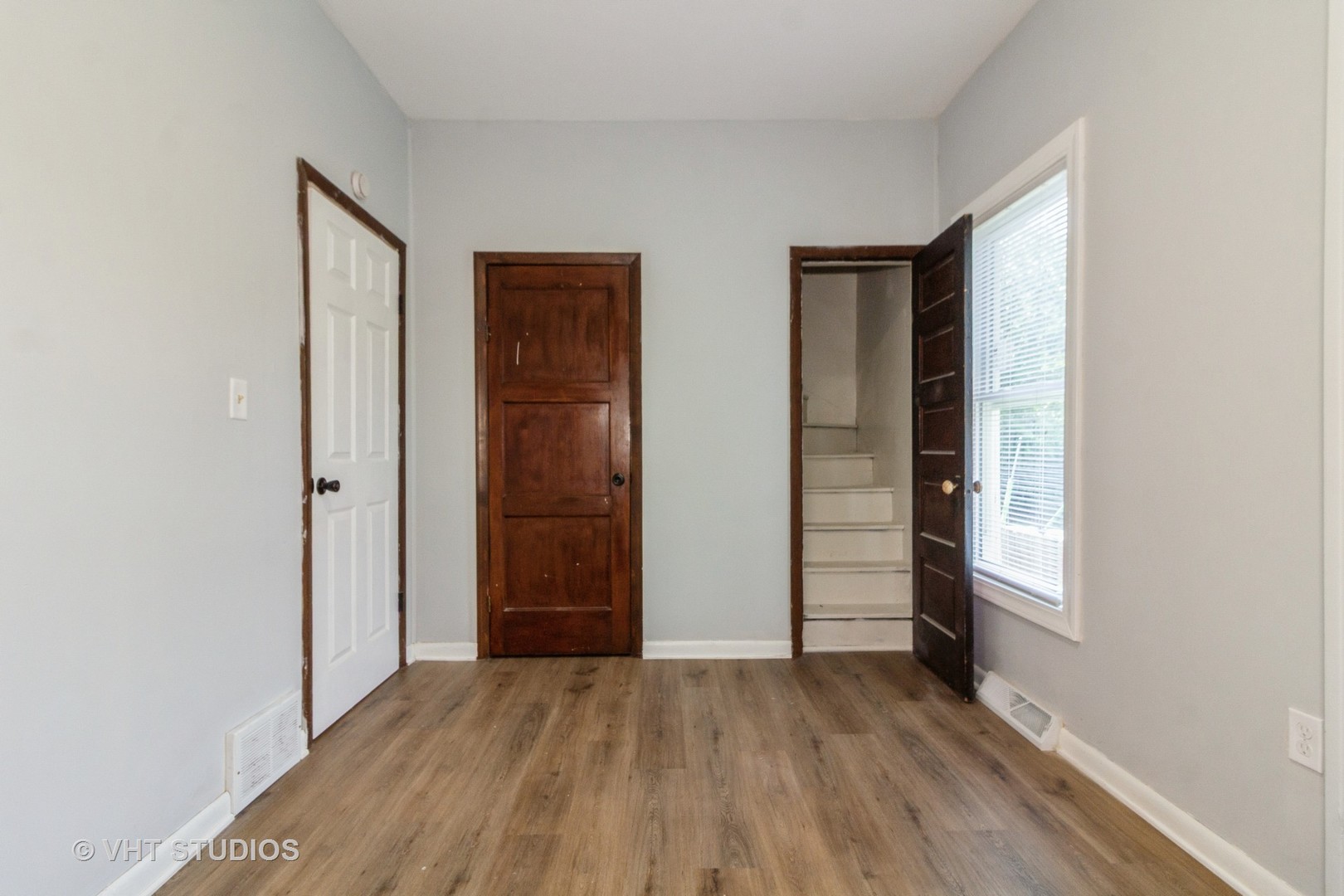 92 W 37 Street, Steger, IL 60475