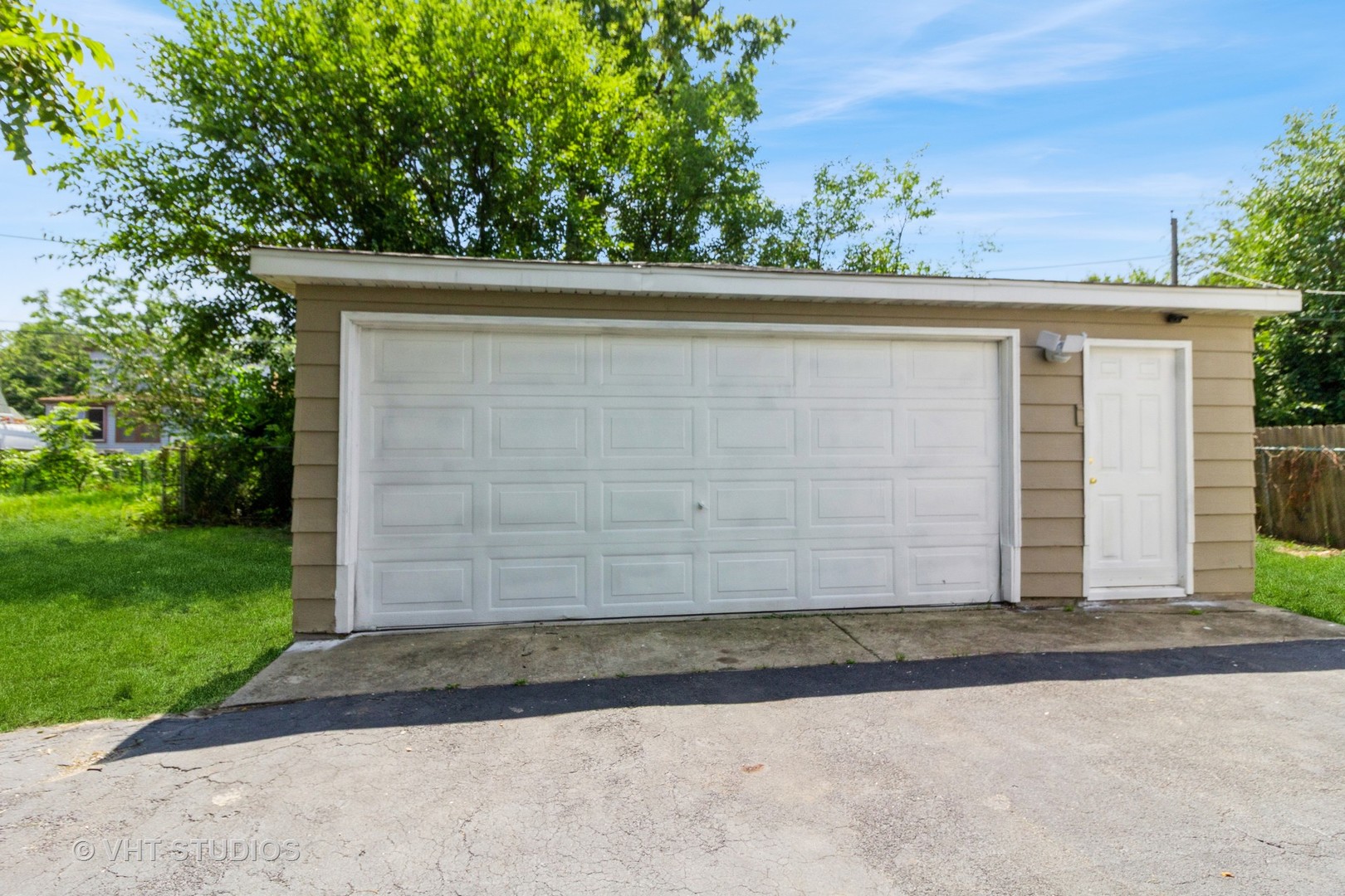92 W 37 Street, Steger, IL 60475