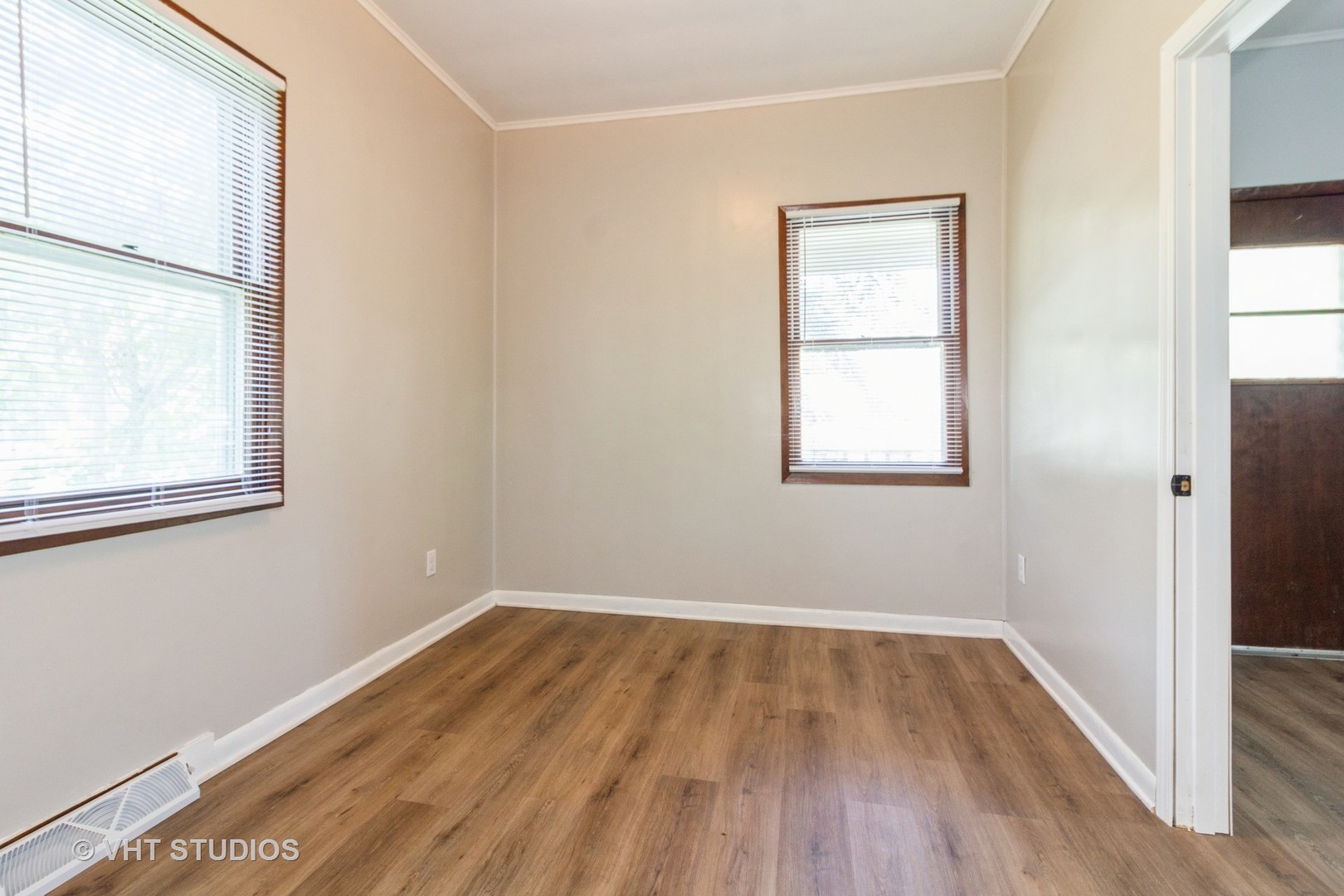 92 W 37 Street, Steger, IL 60475