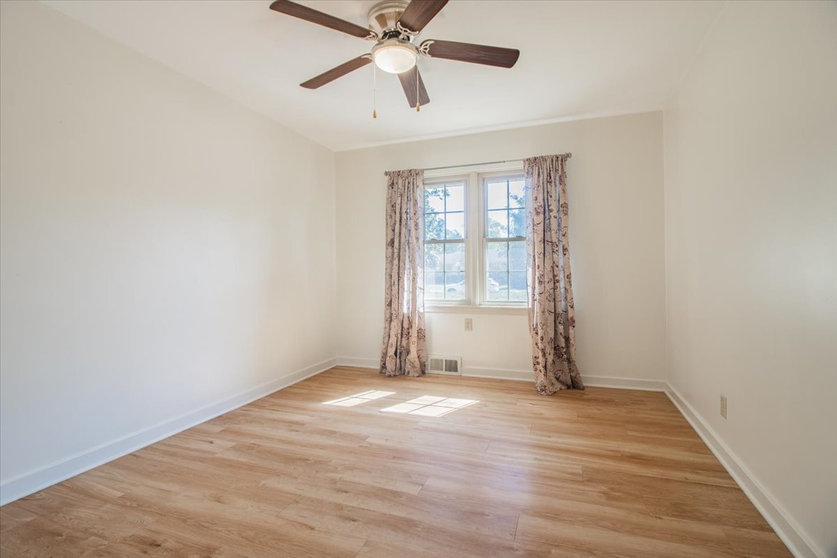 1621 Mayfield Avenue, Joliet, IL 60435