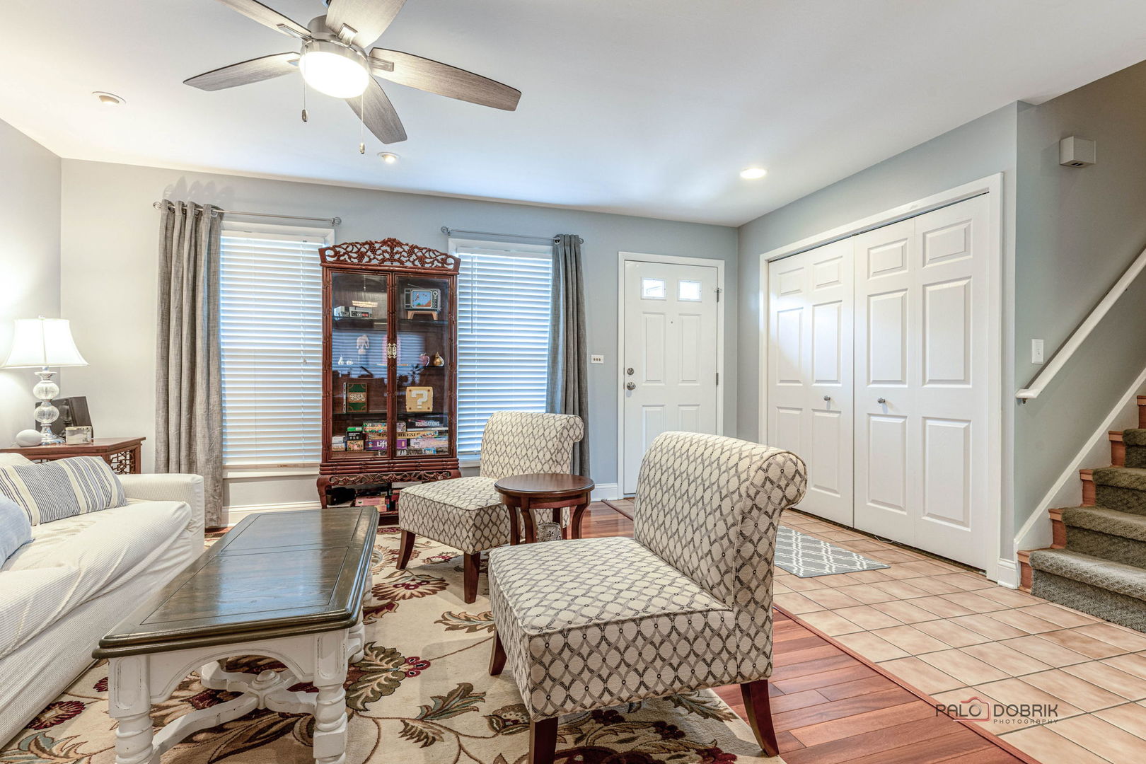 713 N Lakeside Drive, Vernon Hills, IL 60061