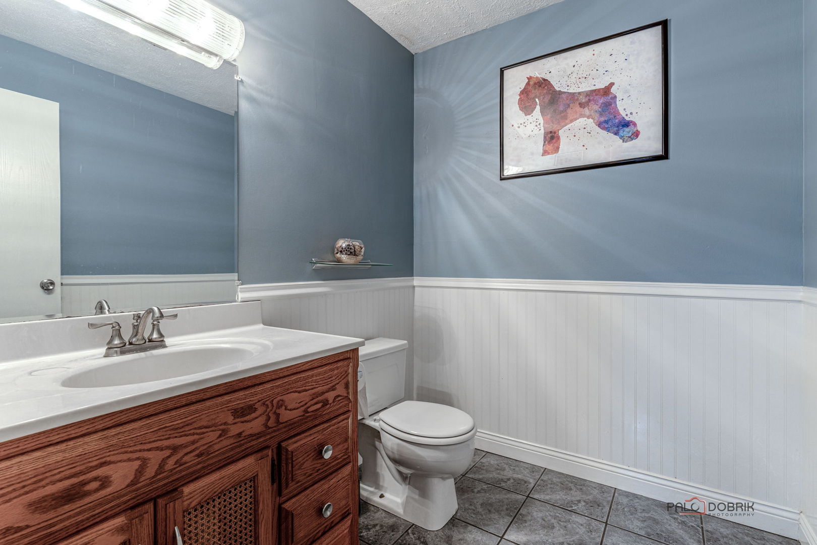 713 N Lakeside Drive, Vernon Hills, IL 60061