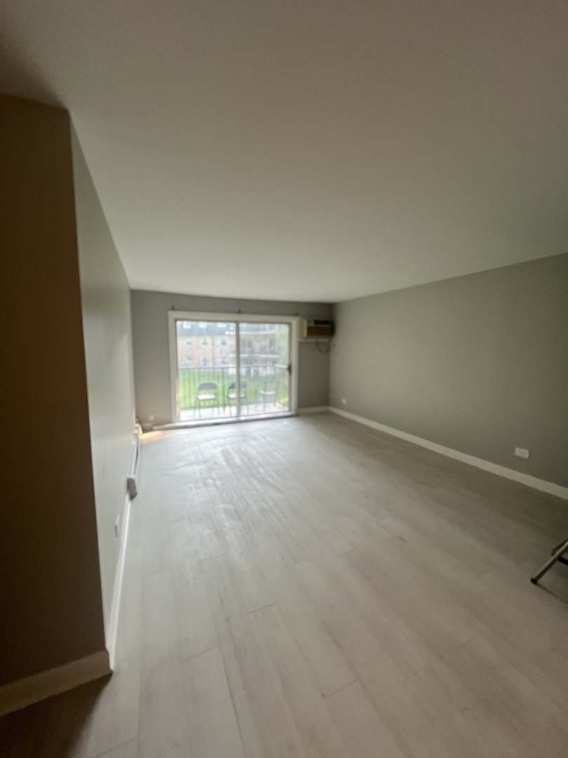 9994 S 84TH Terrace #211, Palos Hills, IL 60465