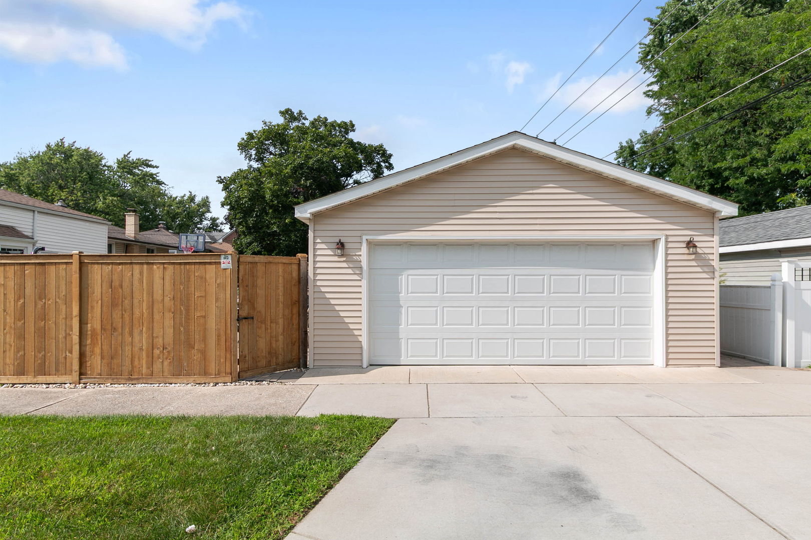 4445 Wisconsin Avenue, Stickney, IL 60402