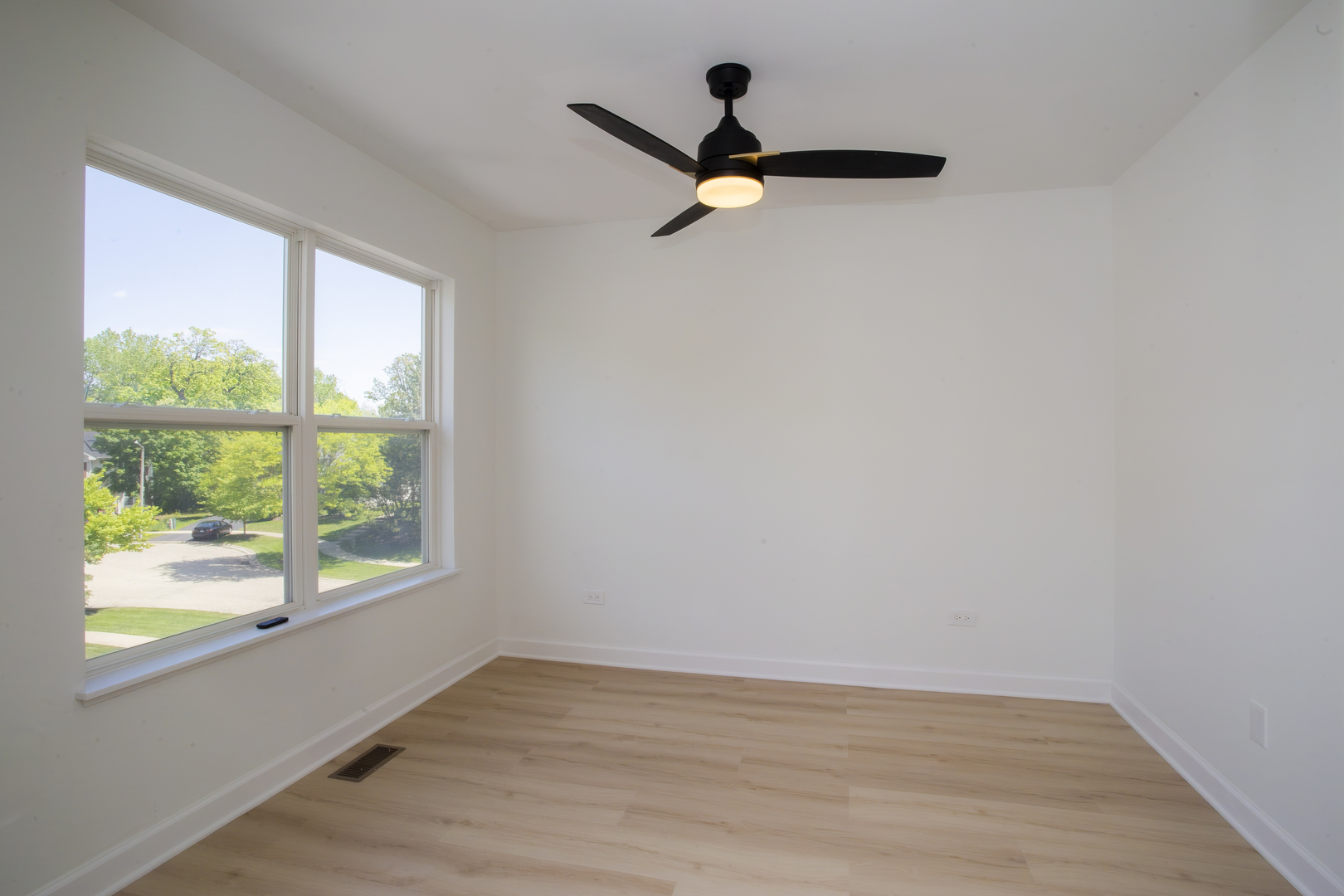 34382 N Aster Court, Round Lake Beach, IL 60073