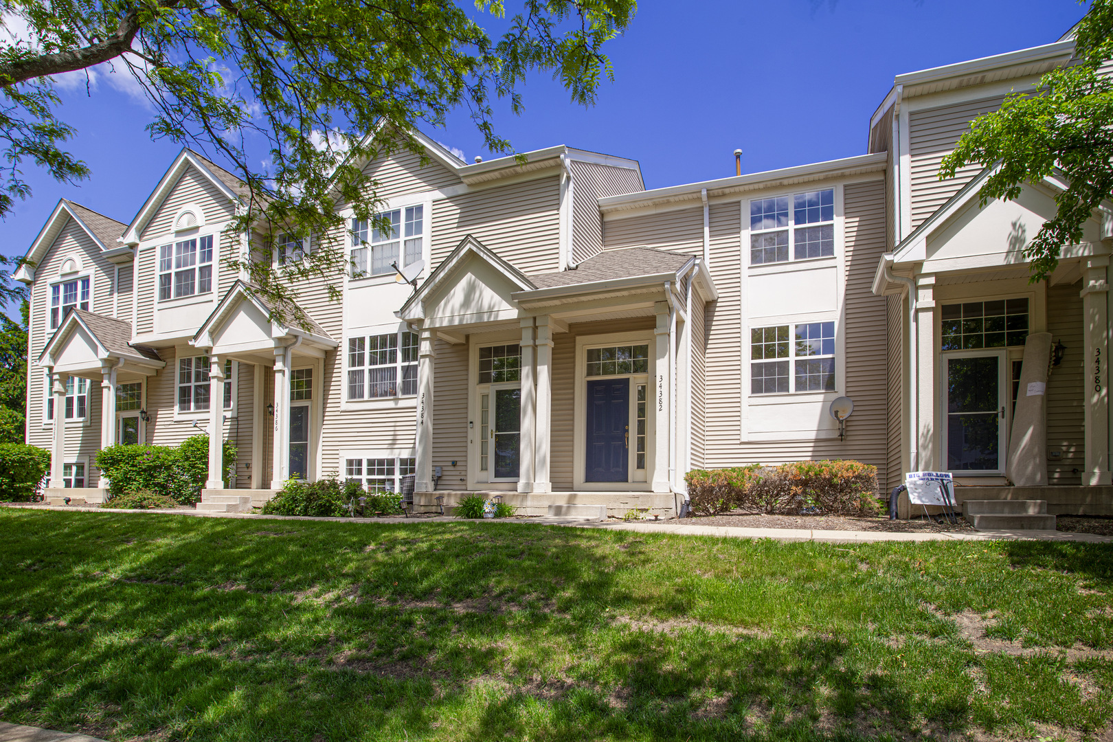 34382 N Aster Court, Round Lake Beach, IL 60073