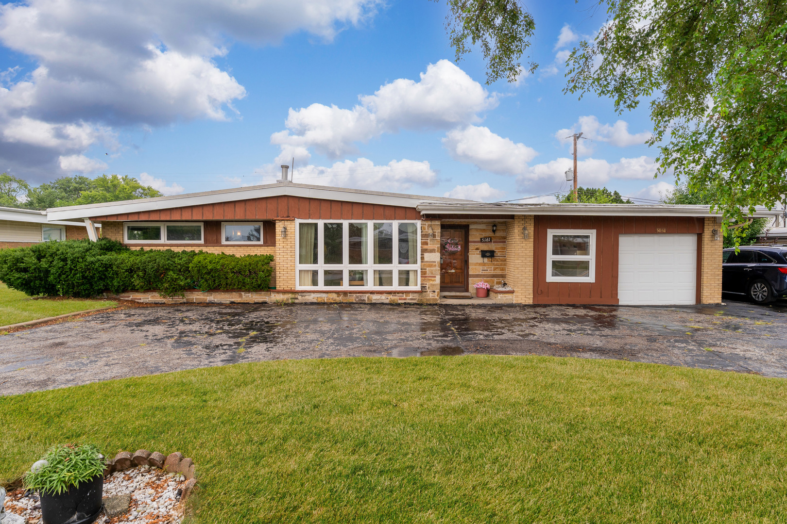 5161 N Moreland Avenue, Norridge, IL 60706