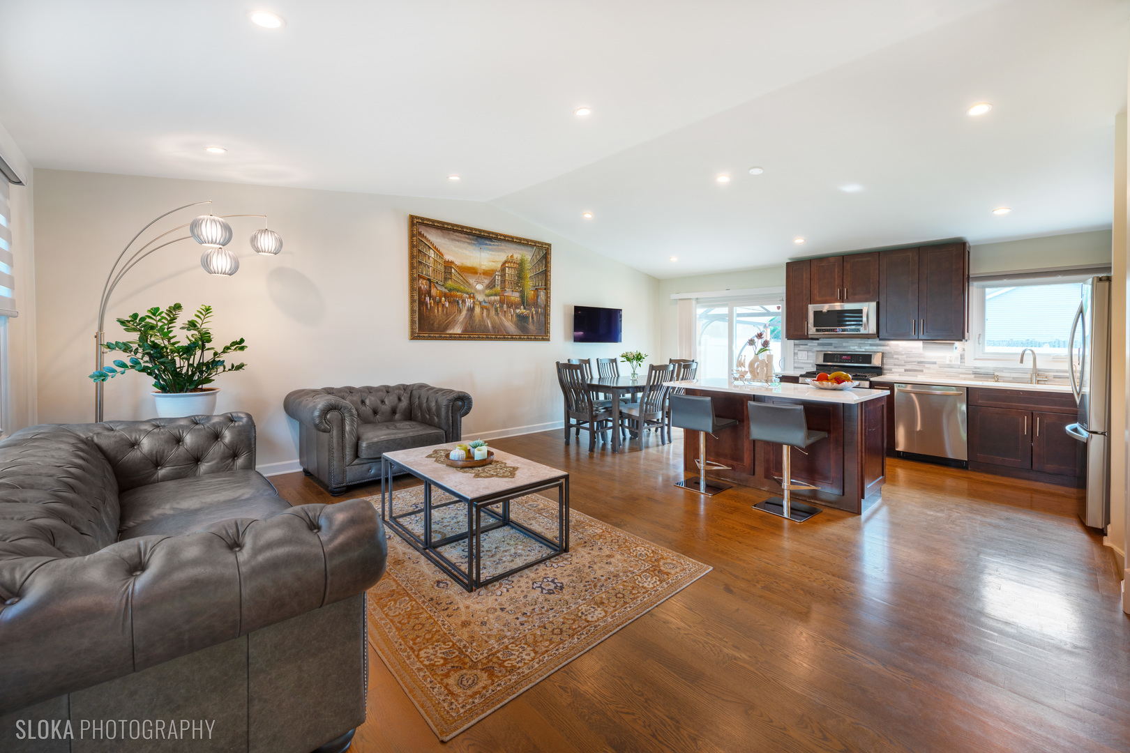 1018 E Meadow Lake Drive, Palatine, IL 60074