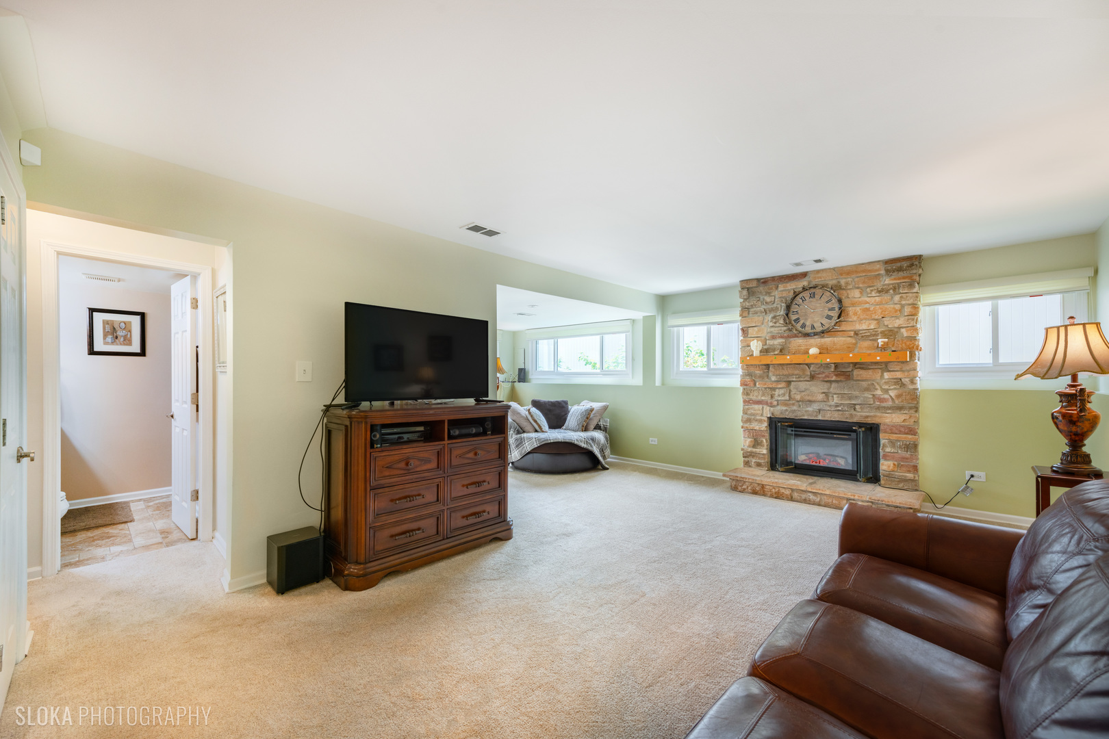 1018 E Meadow Lake Drive, Palatine, IL 60074