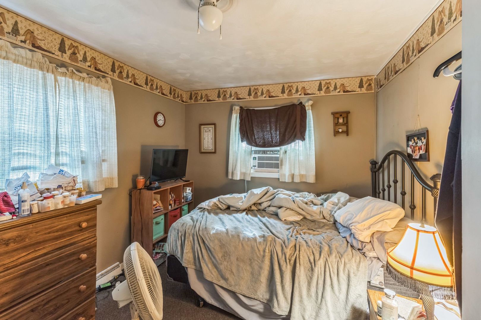 216 E Franklin Street, Olney, IL 62450