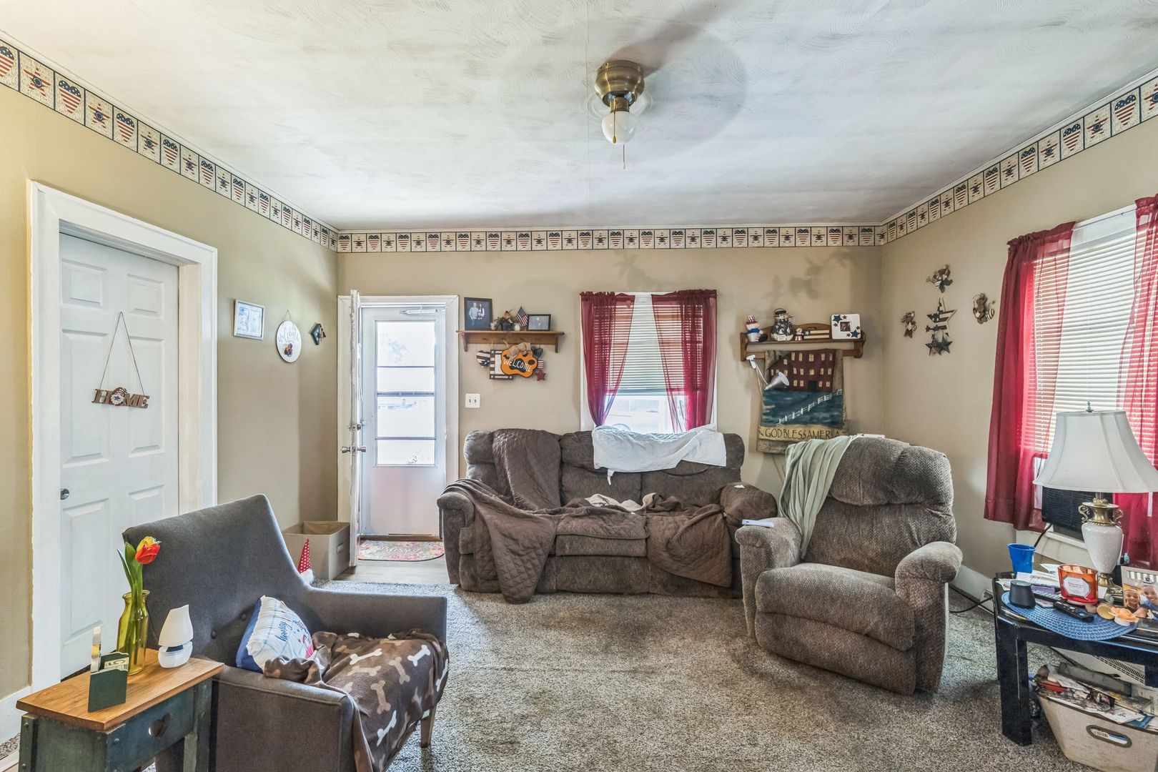 216 E Franklin Street, Olney, IL 62450
