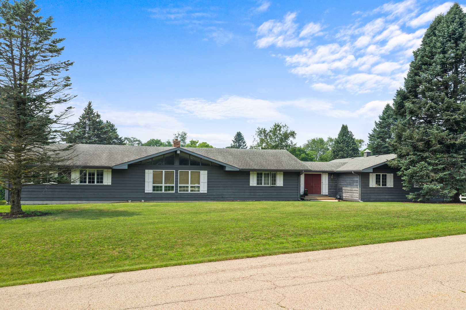 34052 N Fischer Drive, Ingleside, IL 60041