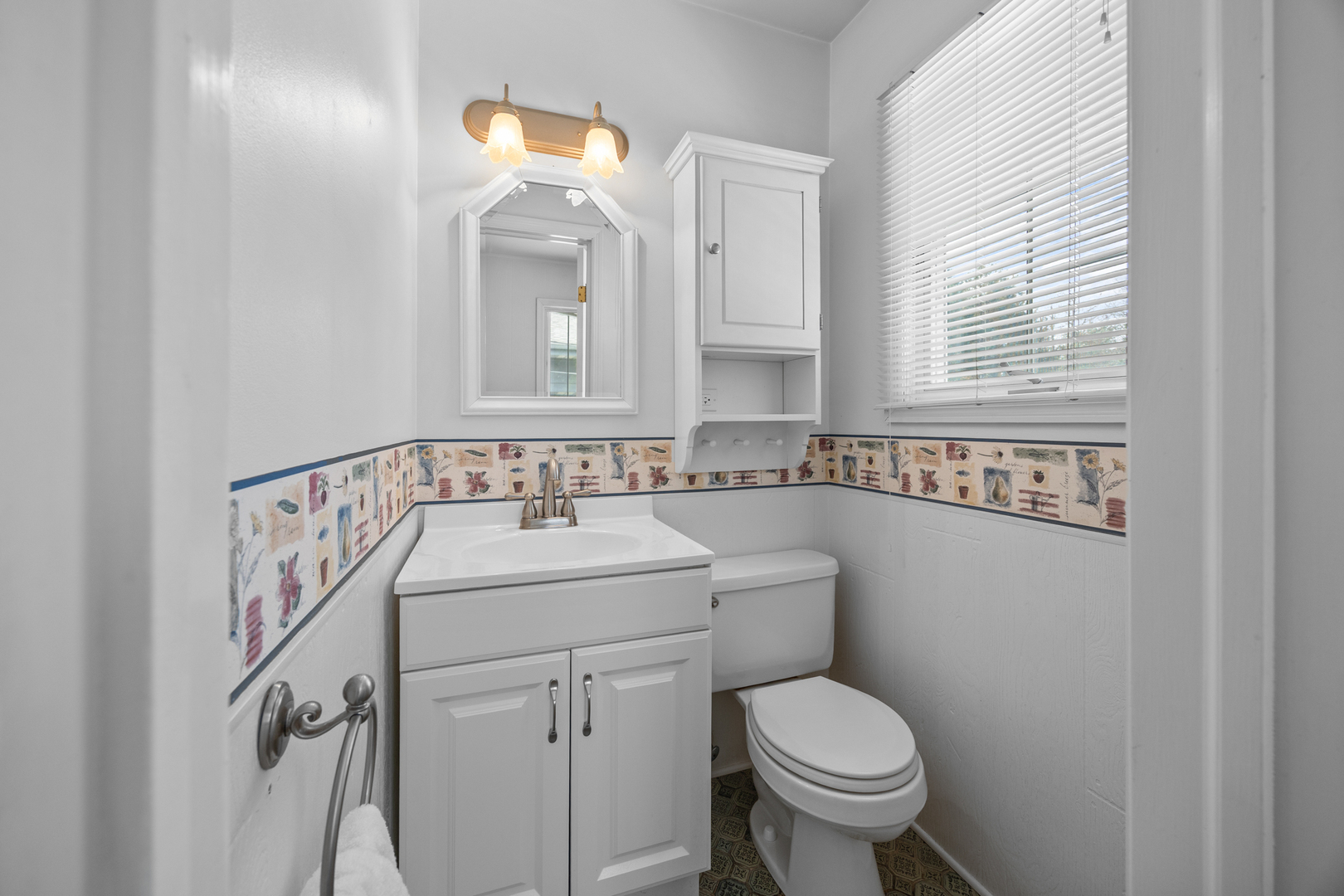 34052 N Fischer Drive, Ingleside, IL 60041