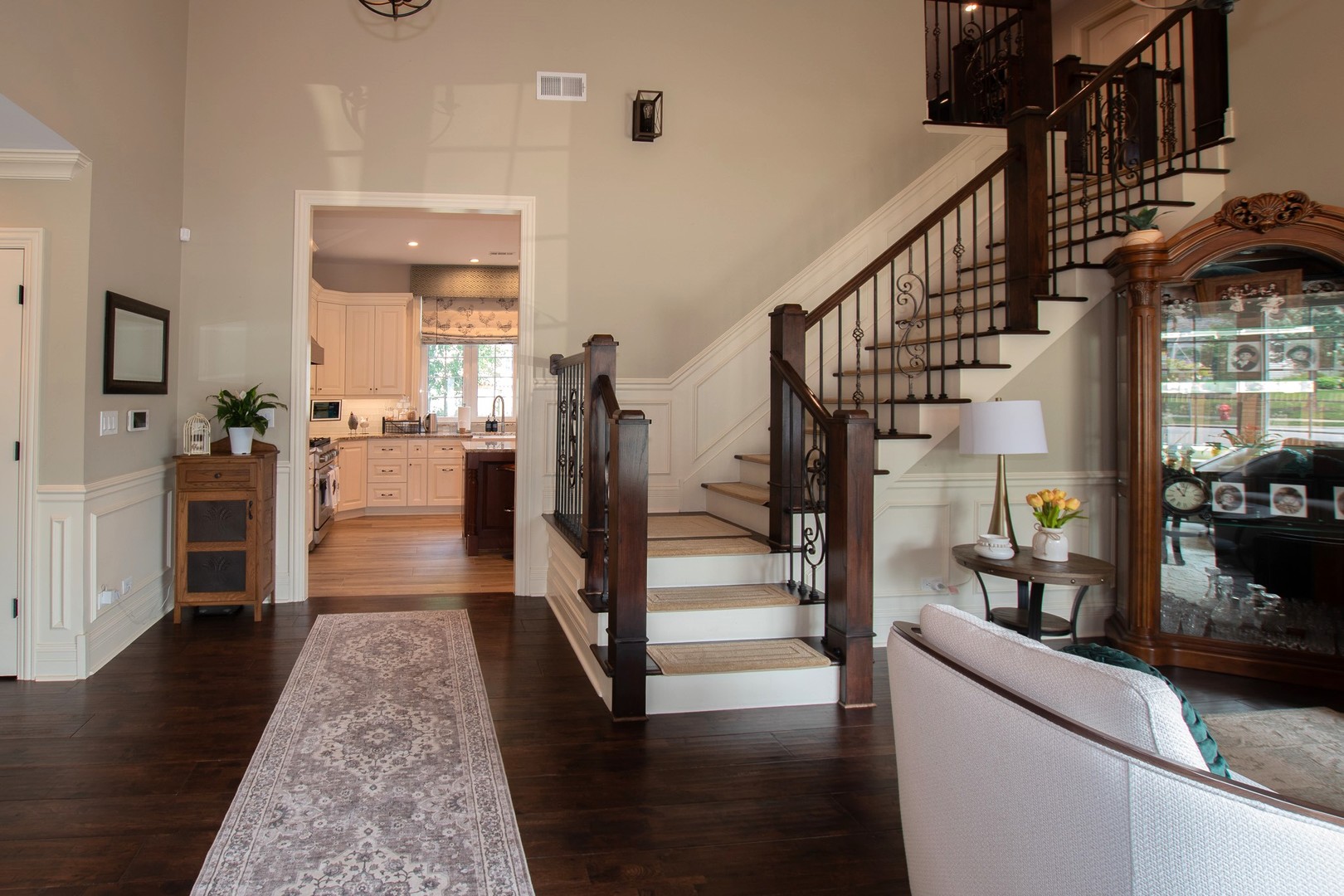 1024 Parker Drive, Schaumburg, IL 60194