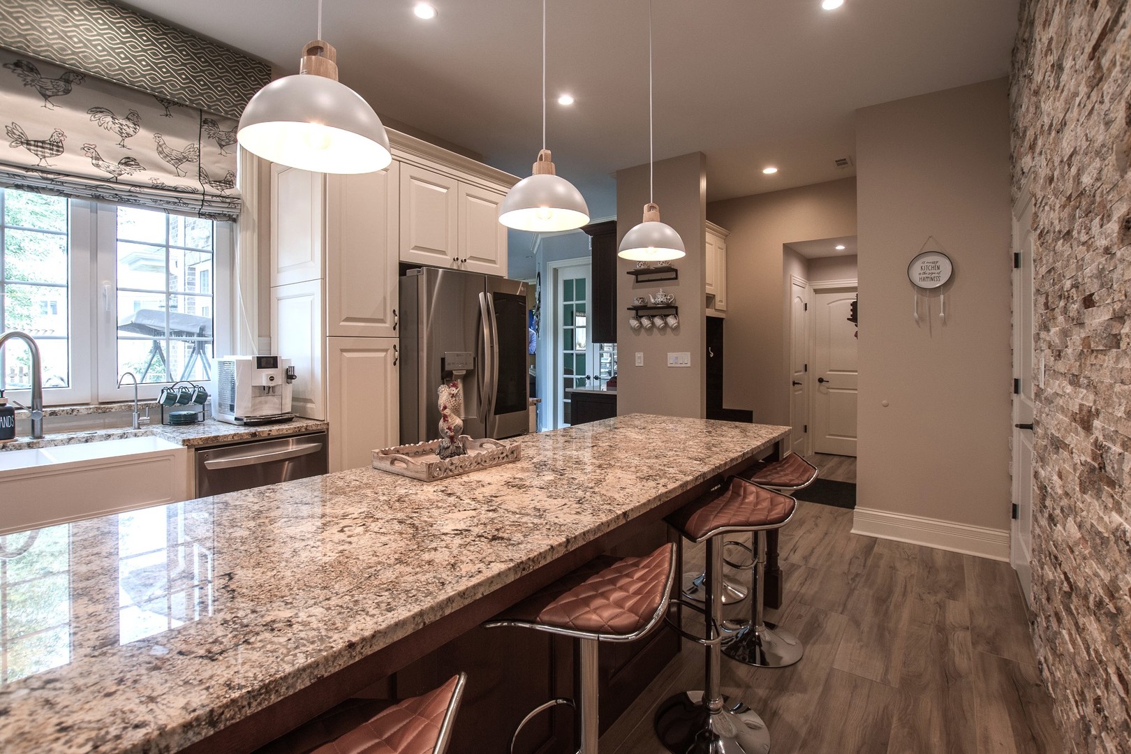 1024 Parker Drive, Schaumburg, IL 60194