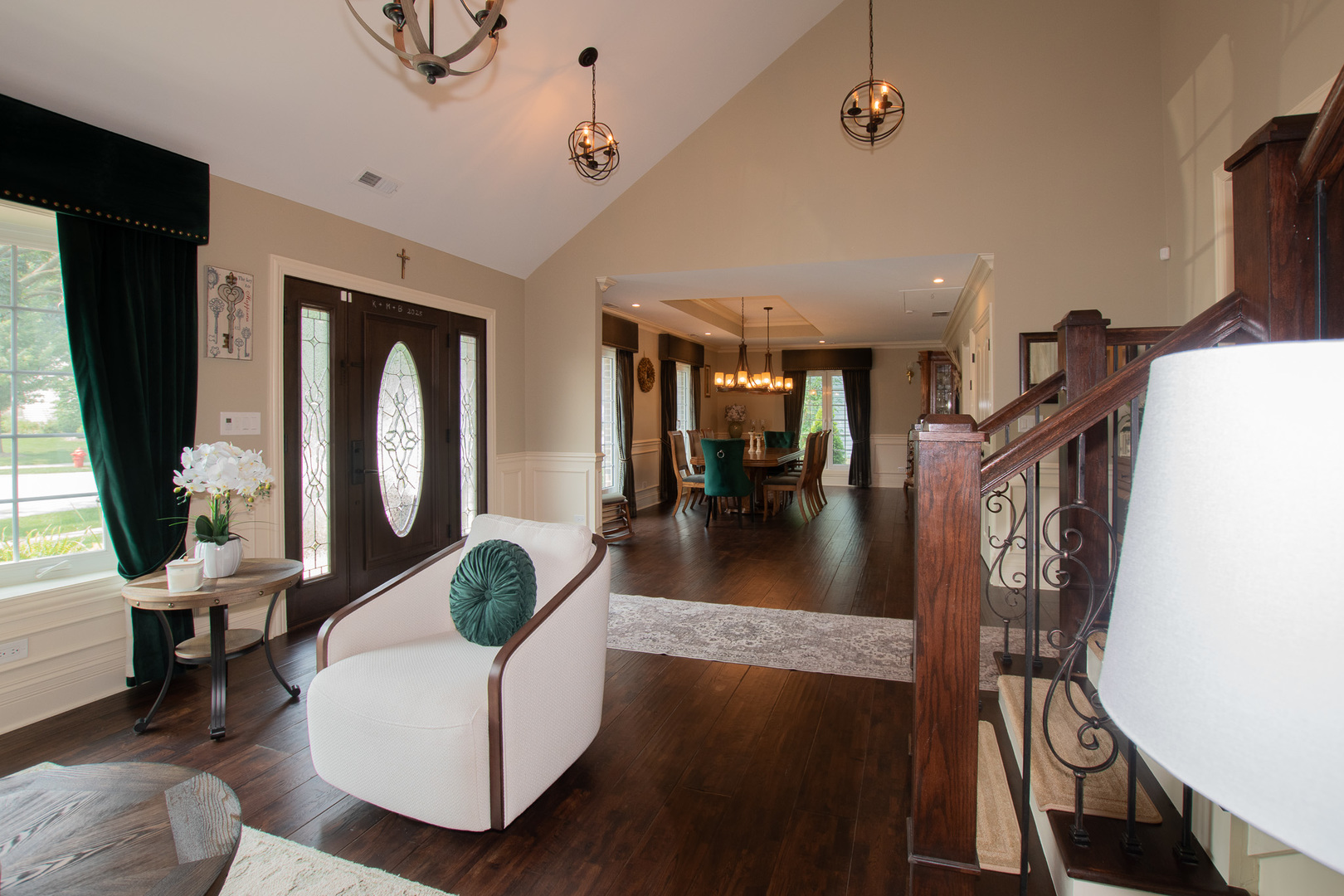 1024 Parker Drive, Schaumburg, IL 60194