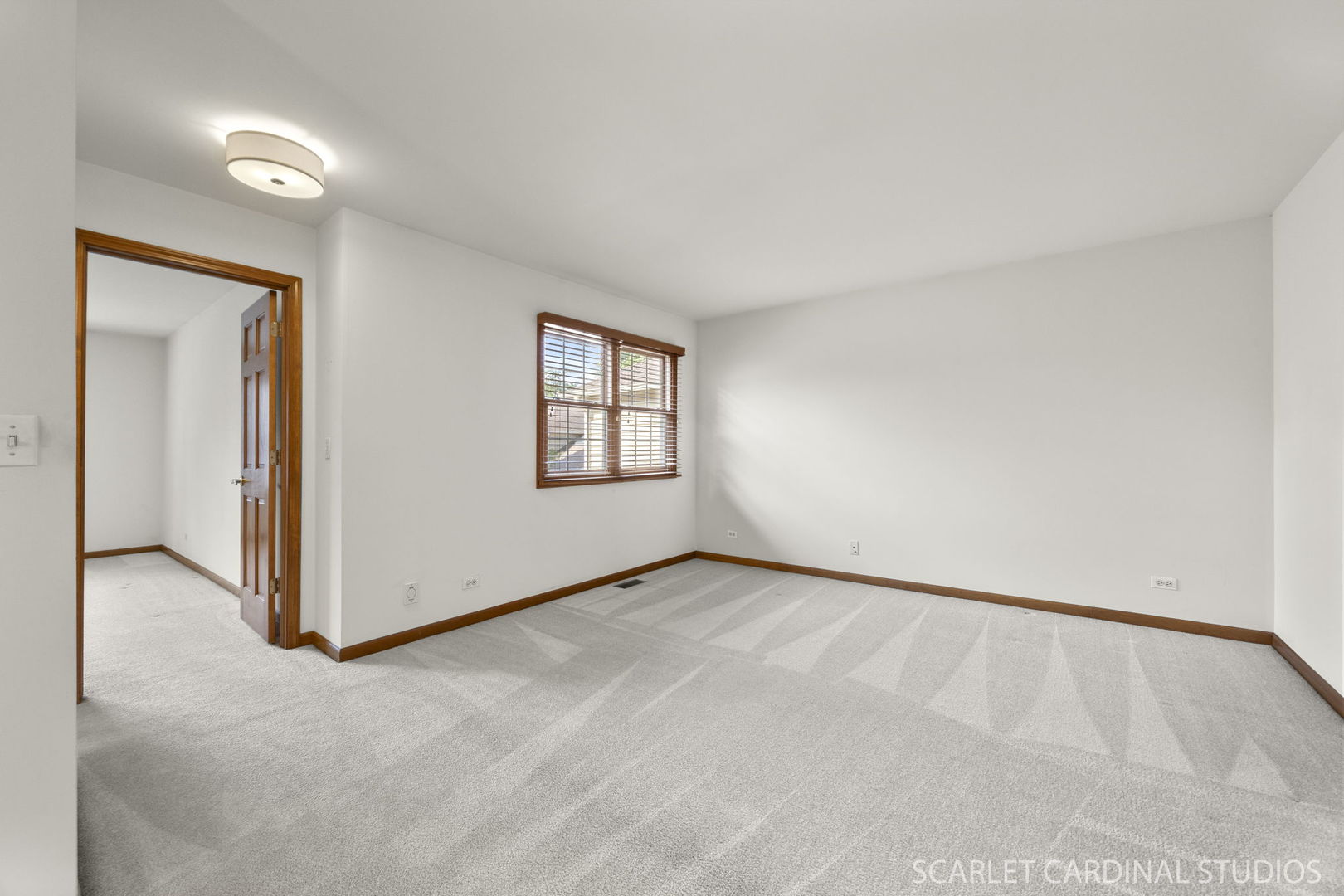 1919 Kingsbrook Court #1919, Wheaton, IL 60187