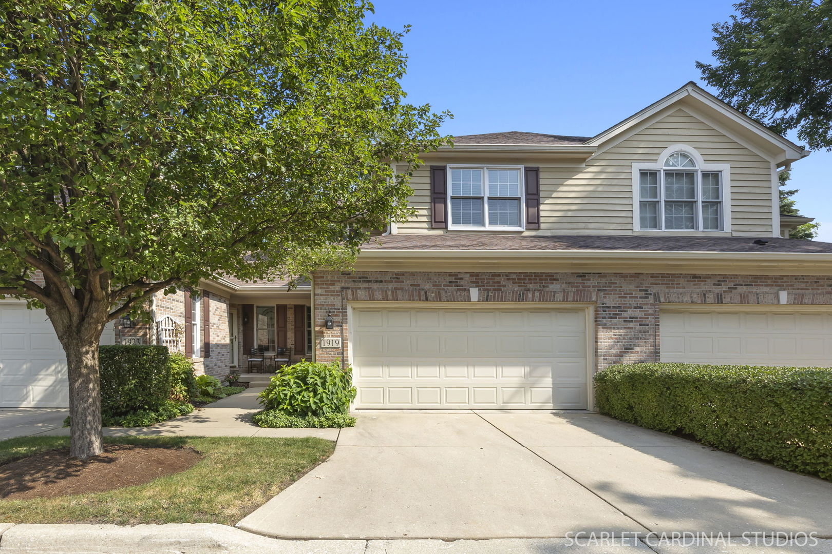 1919 Kingsbrook Court #1919, Wheaton, IL 60187